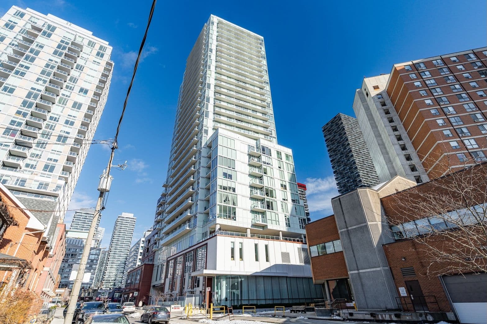 33 Helendale Avenue 2506, Toronto C03, ON M4R 0A4