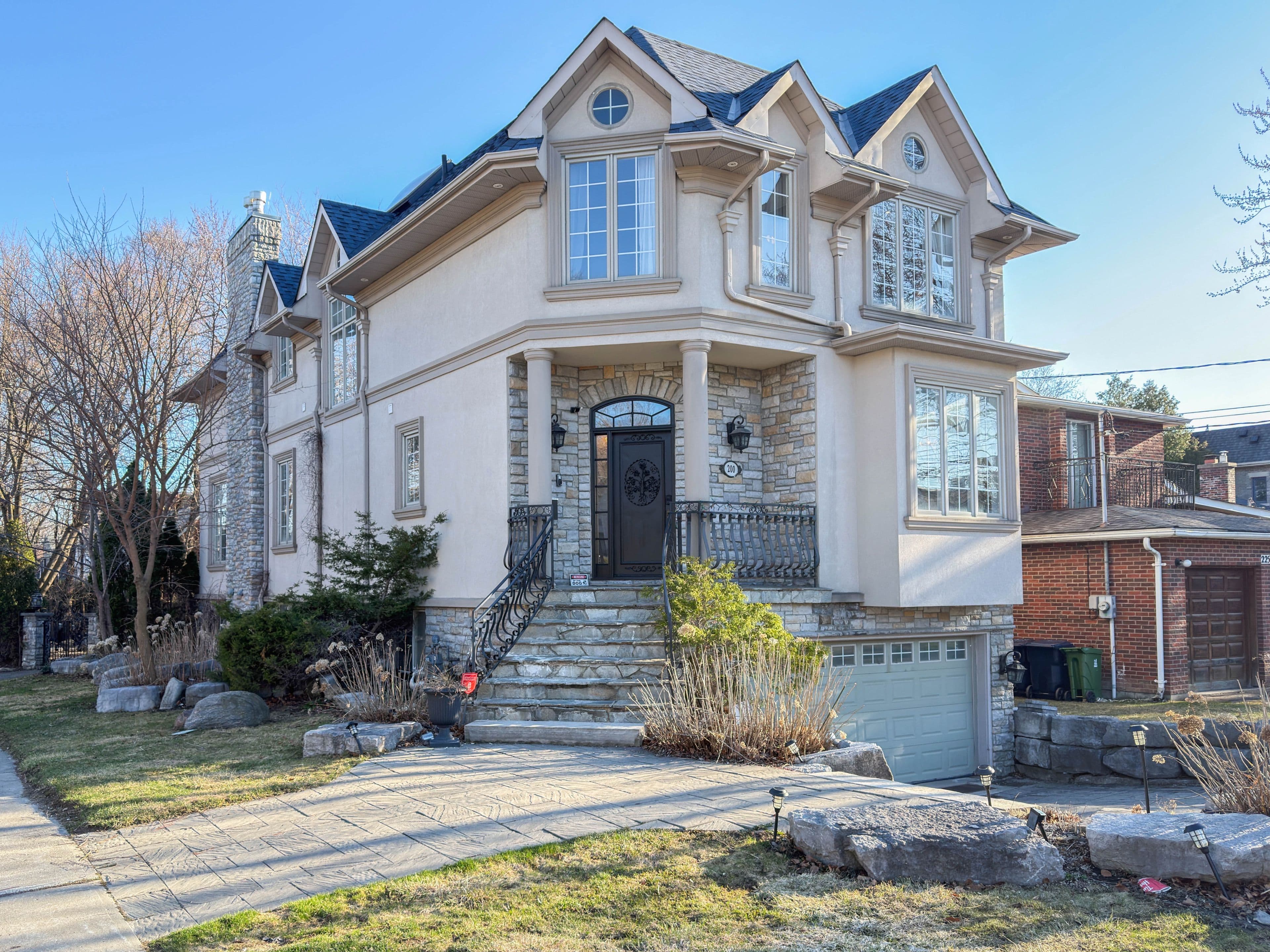 200 Wilfred Avenue, Toronto C14, ON M2N 5C9