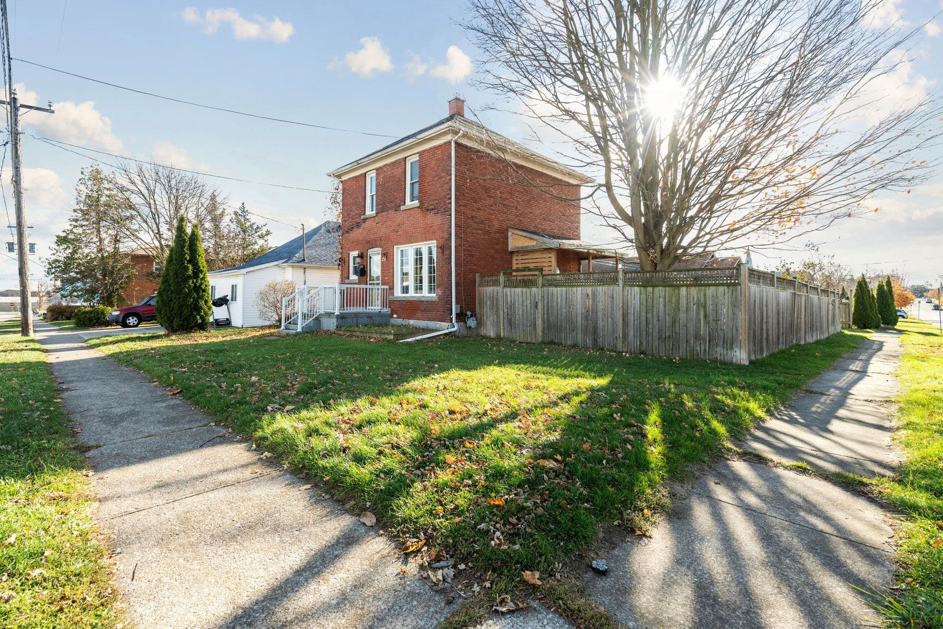 29 Ann Street, Thorold, ON L2V 2J4