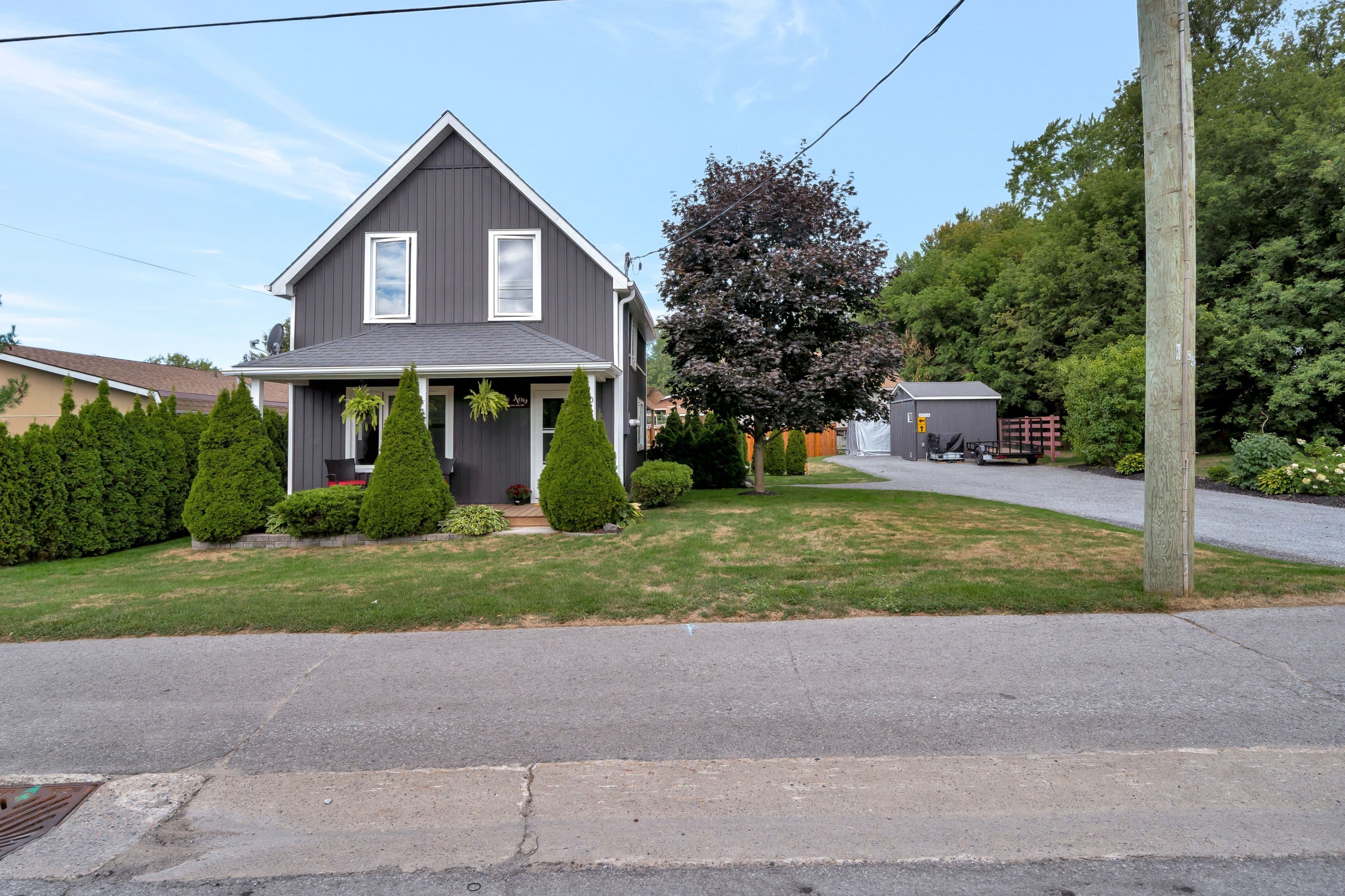 30 Lake Street SE, Prince Edward County, ON K0K 2T0