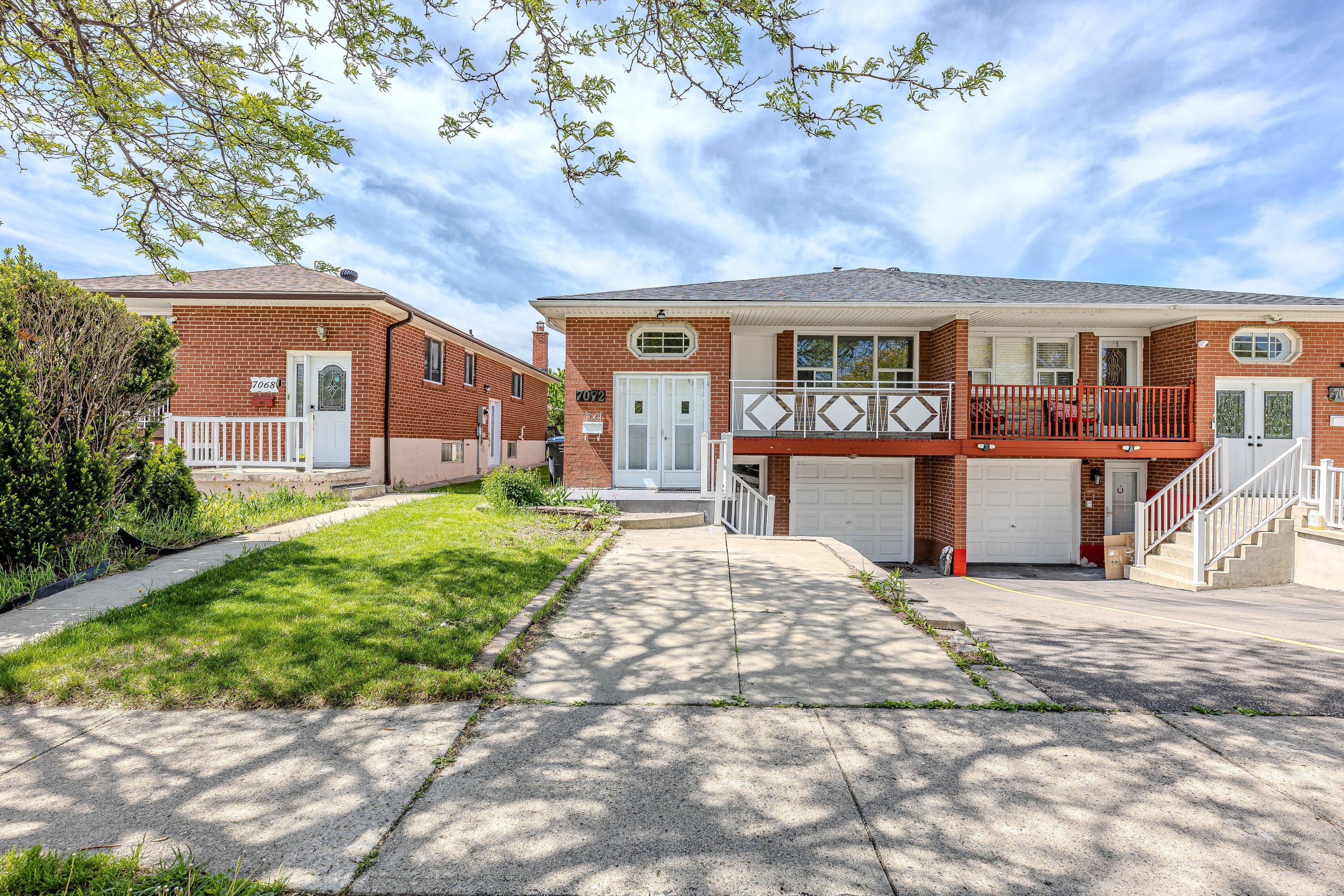 7072 E Magic Court, Mississauga, ON L4T 3A1