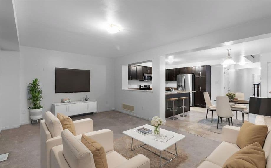 1035 Victoria Road S 107, Guelph, ON N1L 0H5