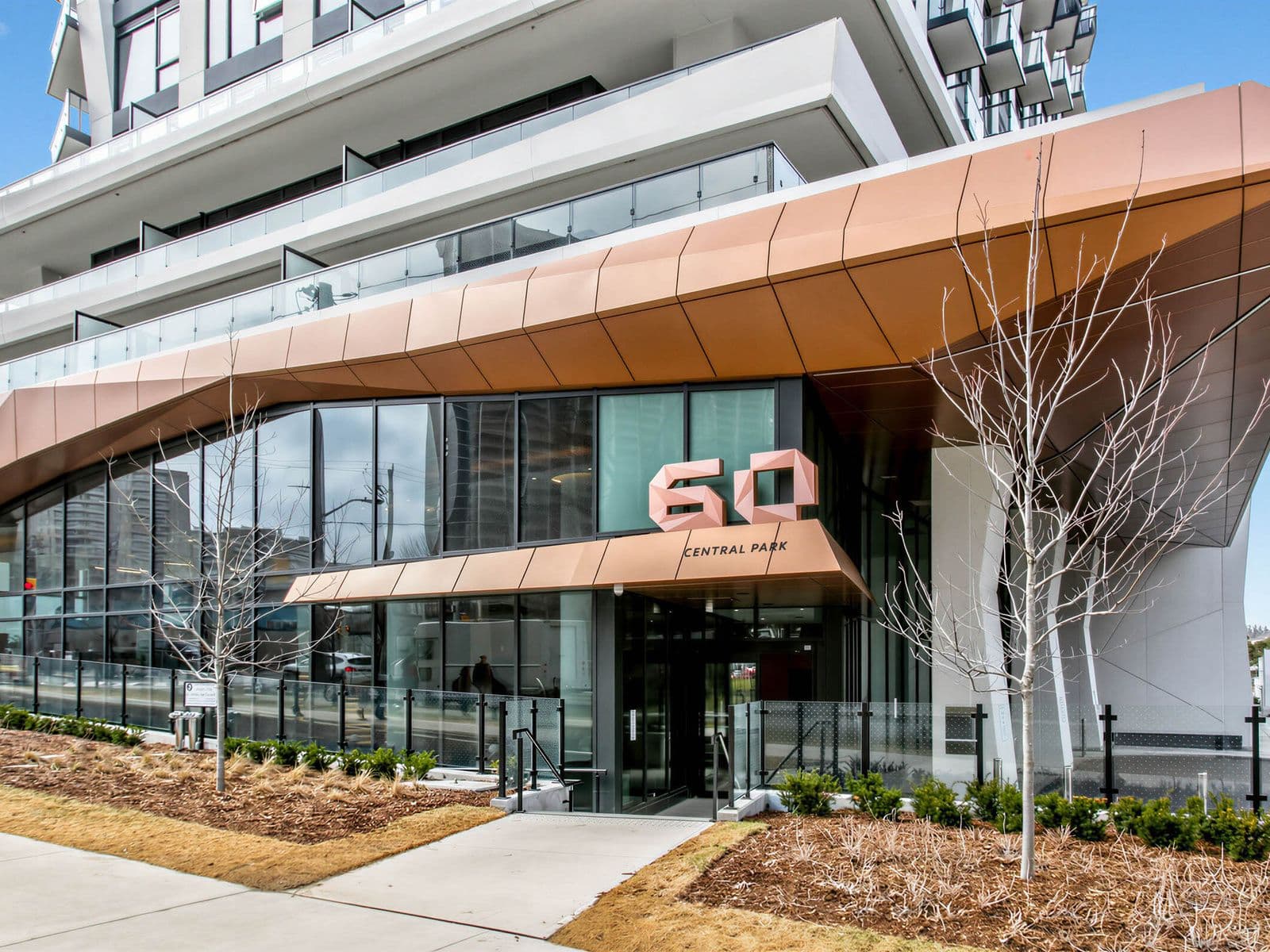 60 Central Park Roadway N/A 2001, Toronto W08, ON M9A 0E6