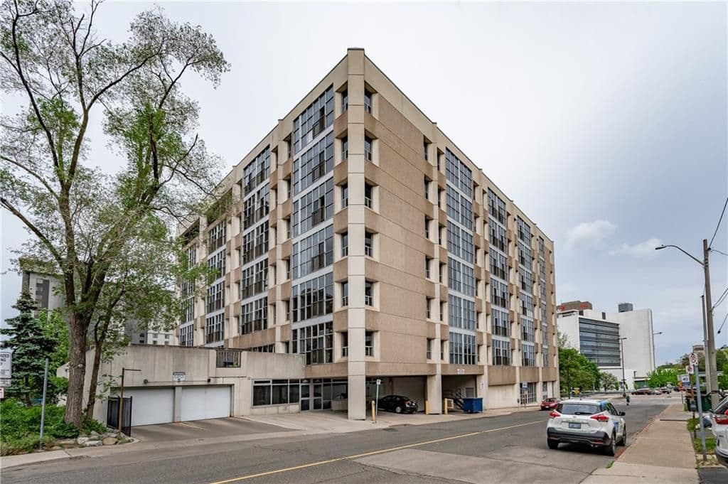 120 Jackson Street W, Hamilton, ON L8P 0A4