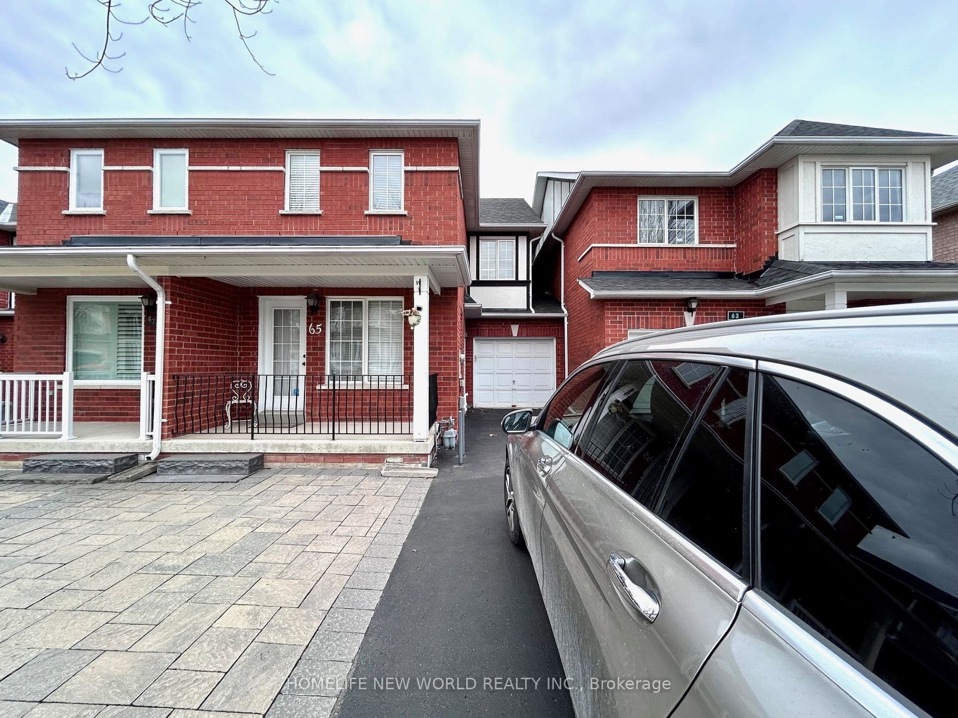 65 Warren Bradley Street, Markham, ON L6C 2X4