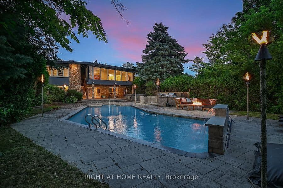 40 Heathview Avenue, Toronto C15, ON M2K 2C1