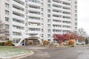 15 Towering Heights Boulevard 1006, St. Catharines, ON L2T 3G7