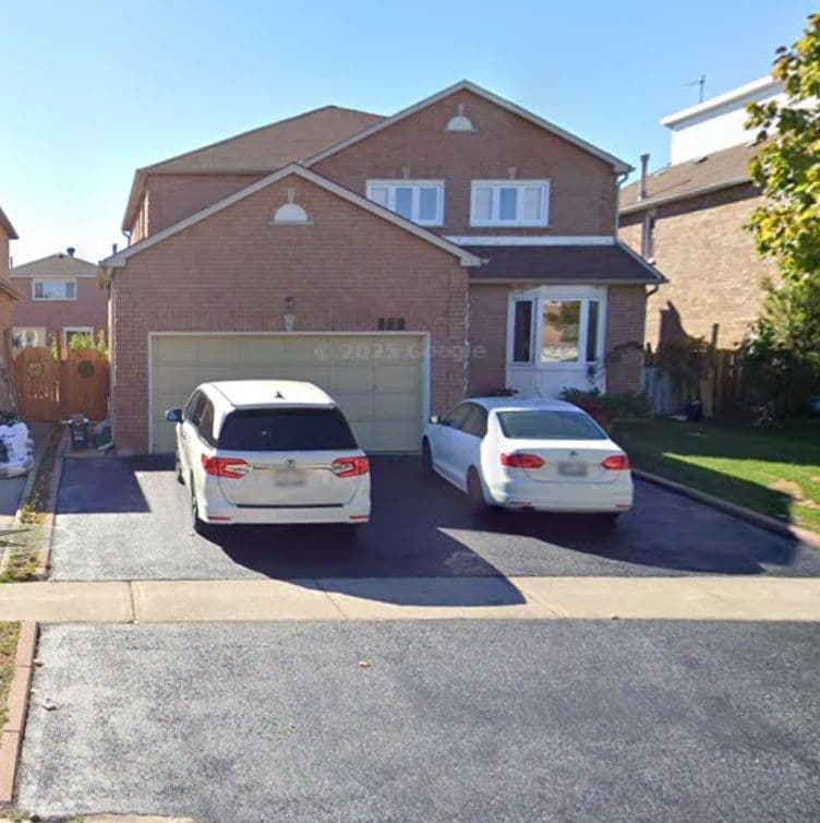 152 Cartmel Drive LL, Markham, ON L3S 1W3