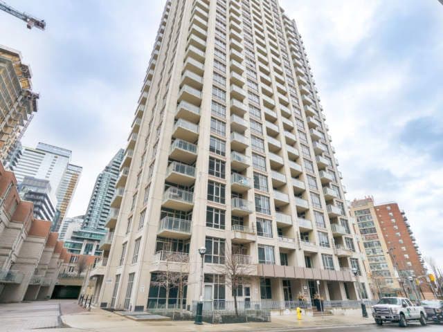 21 Grand Magazine Street 220, Toronto C01, ON M5V 1B5