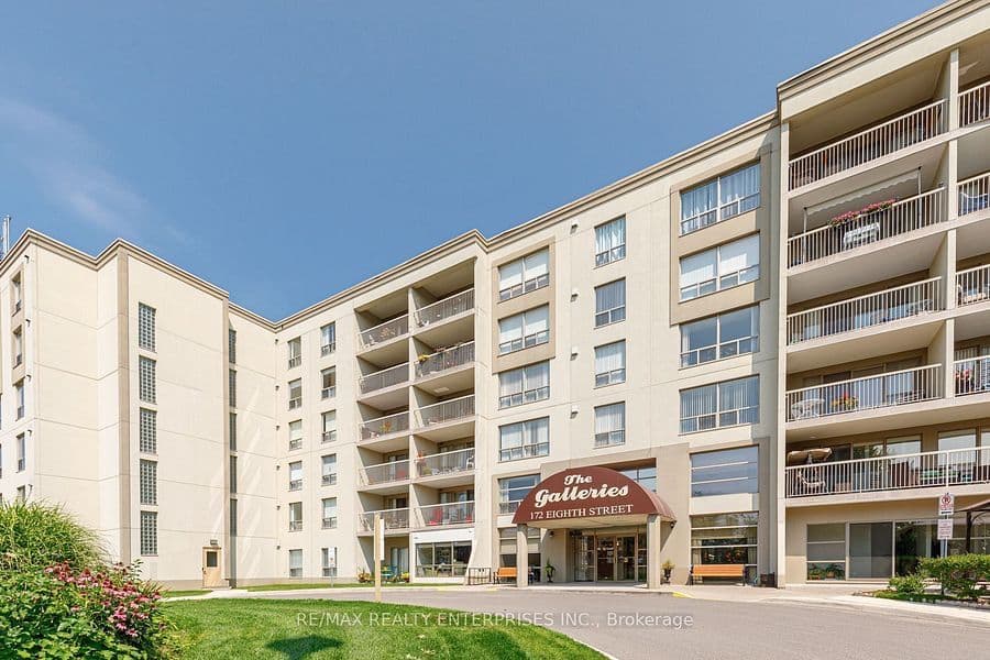 172 Eighth Street 505, Collingwood, ON L9Y 4T2