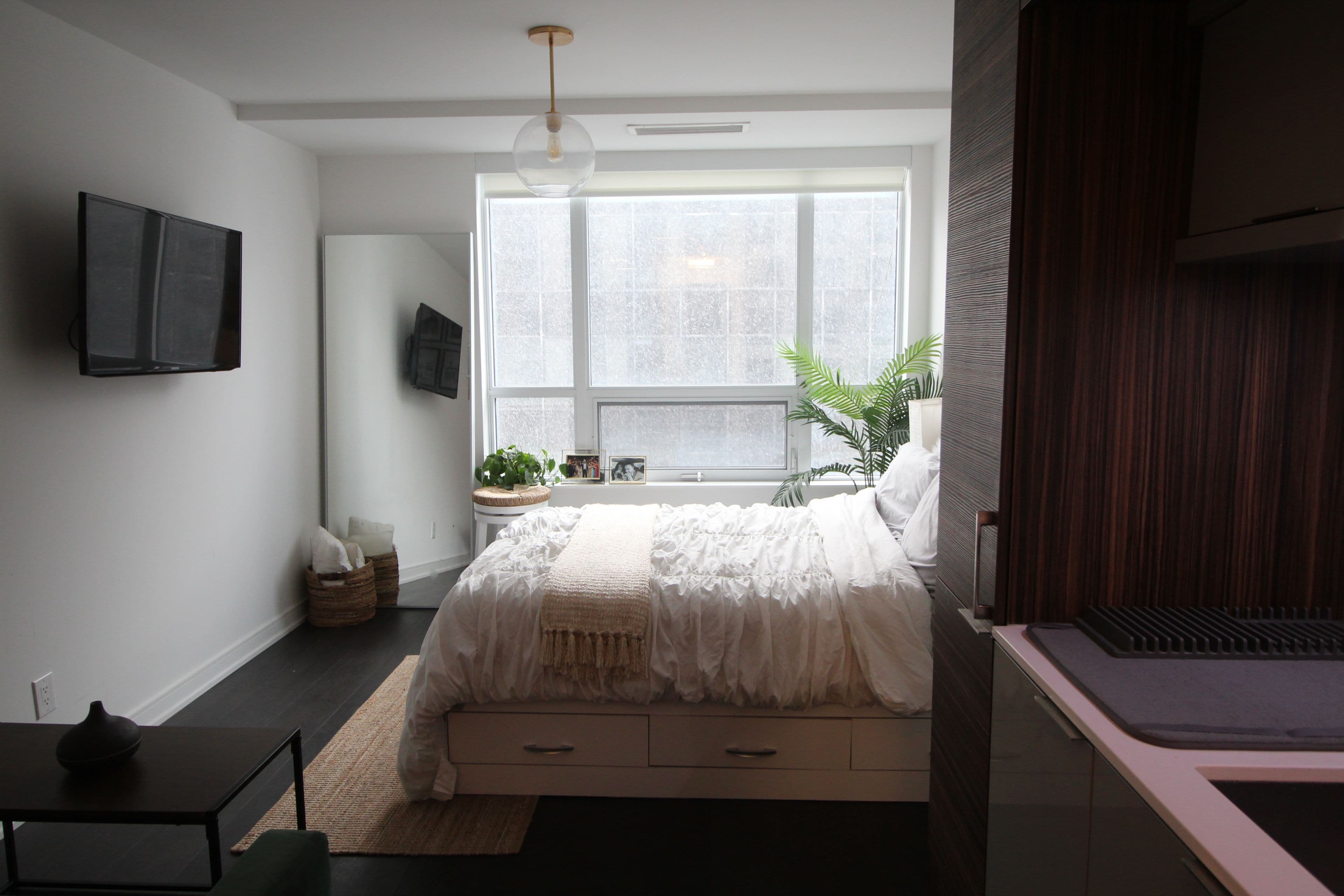 88 Scott Street 1006, Toronto C08, ON M5E 0A9