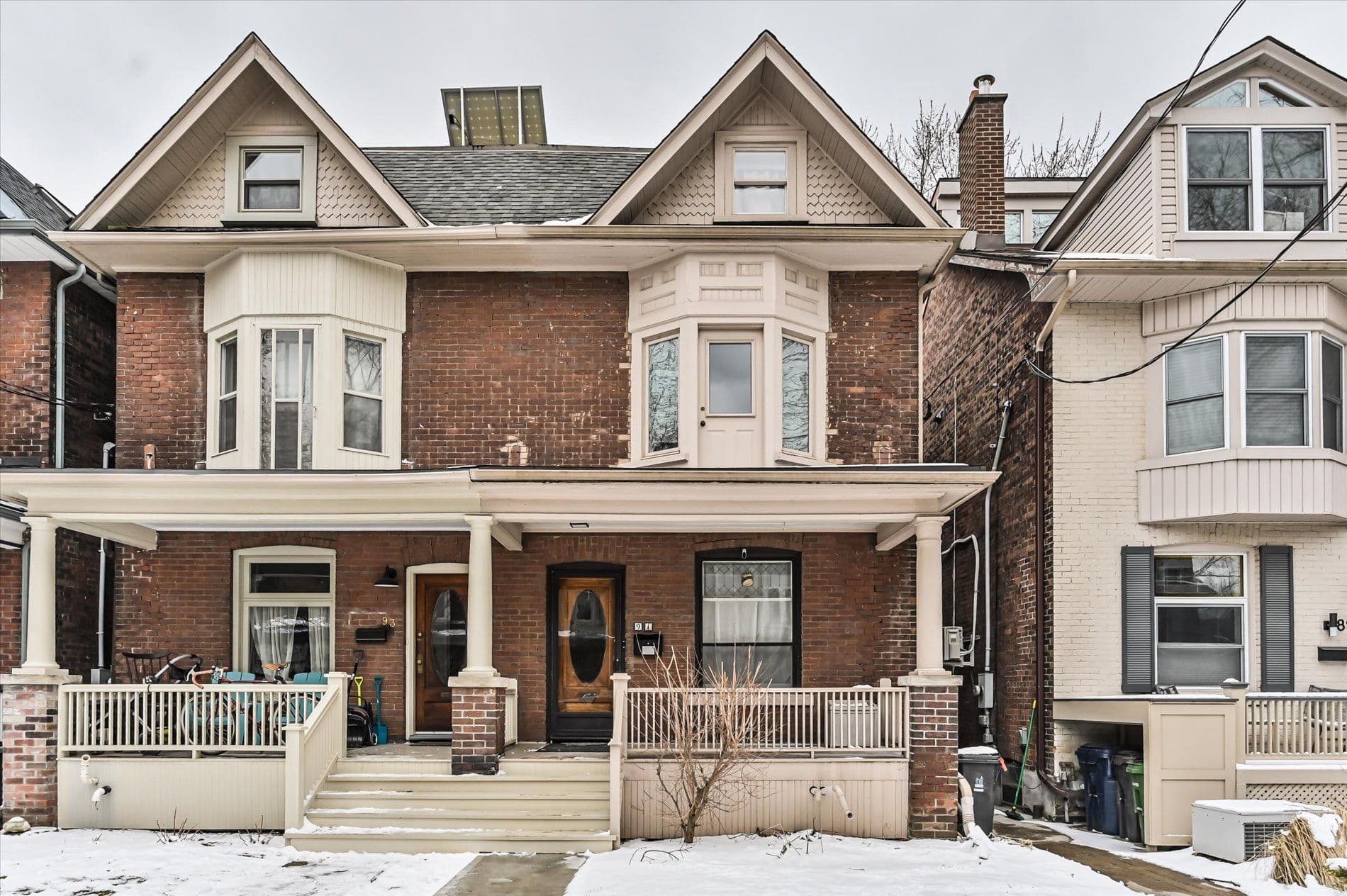 91 Hogarth Avenue Lower, Toronto E01, ON M4K 1K5