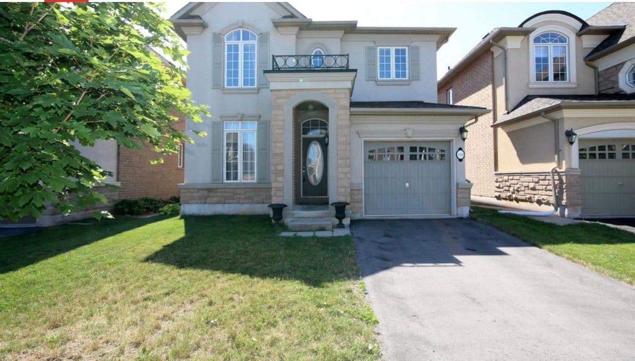 3364 Hayhurst Crescent, Oakville, ON L6L 6W9