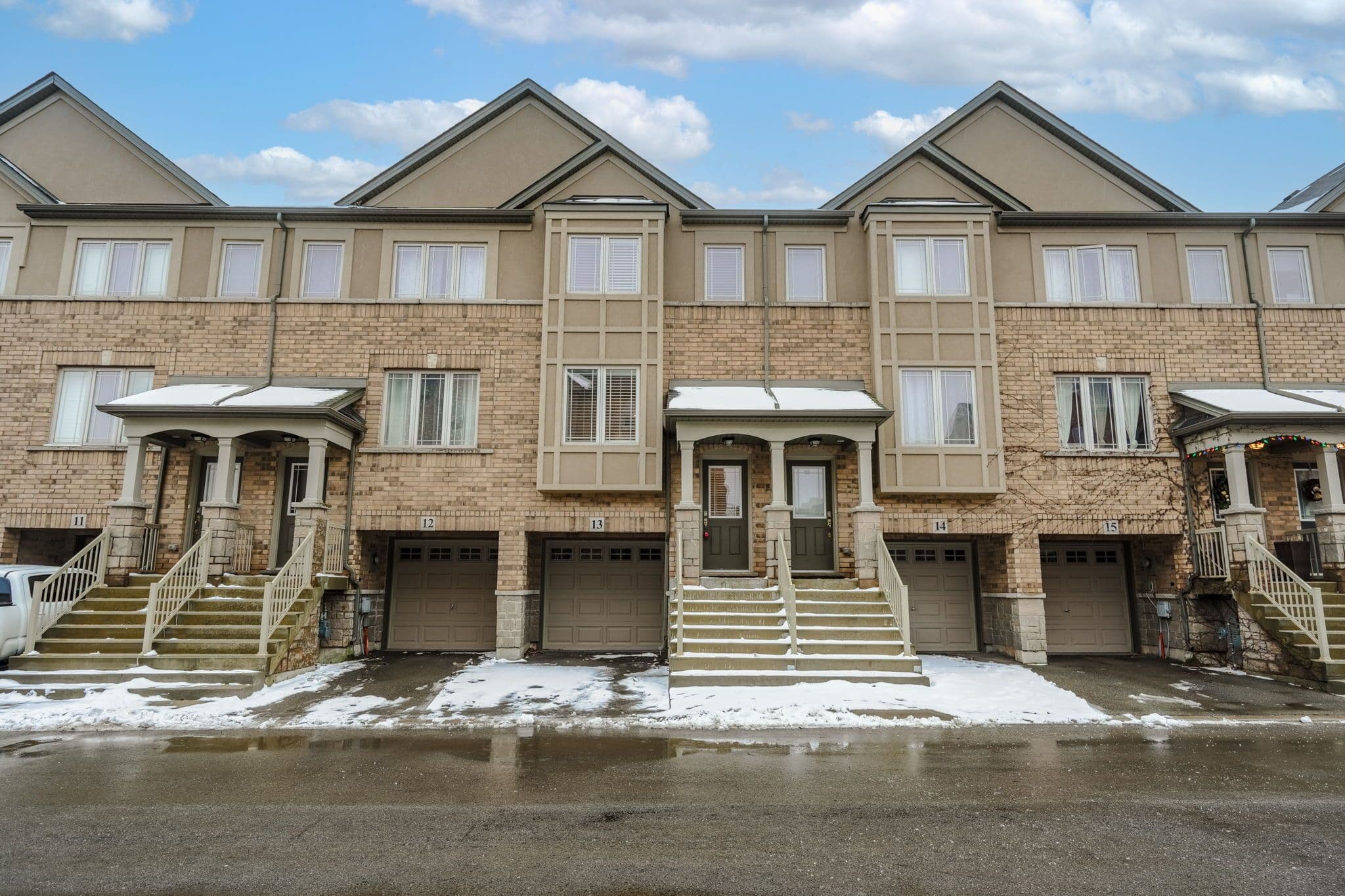 201 Westbank Trail 13, Hamilton, ON L8J 0H5