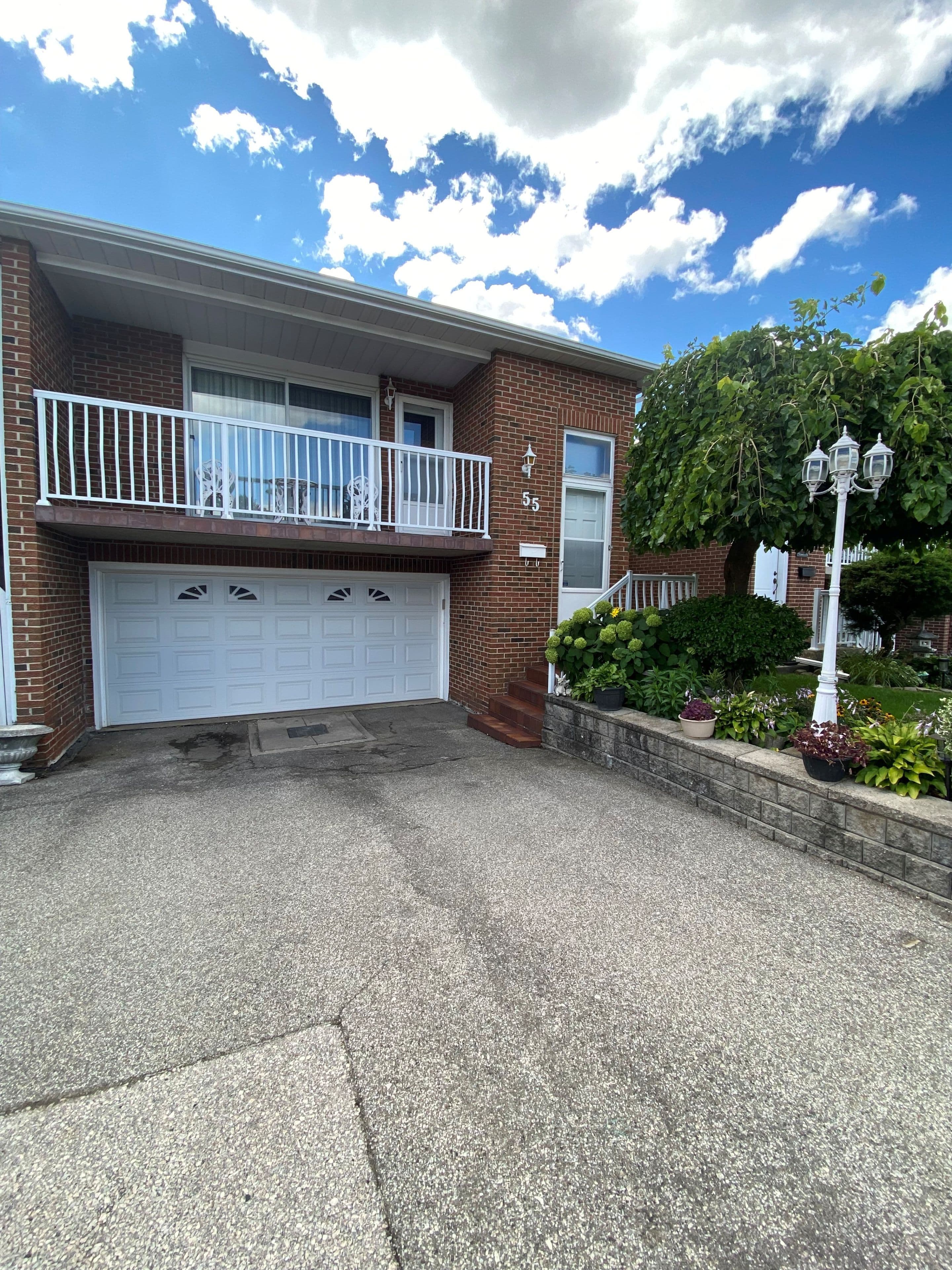 55 Ashburn Crescent, Vaughan, ON L4L 1G8