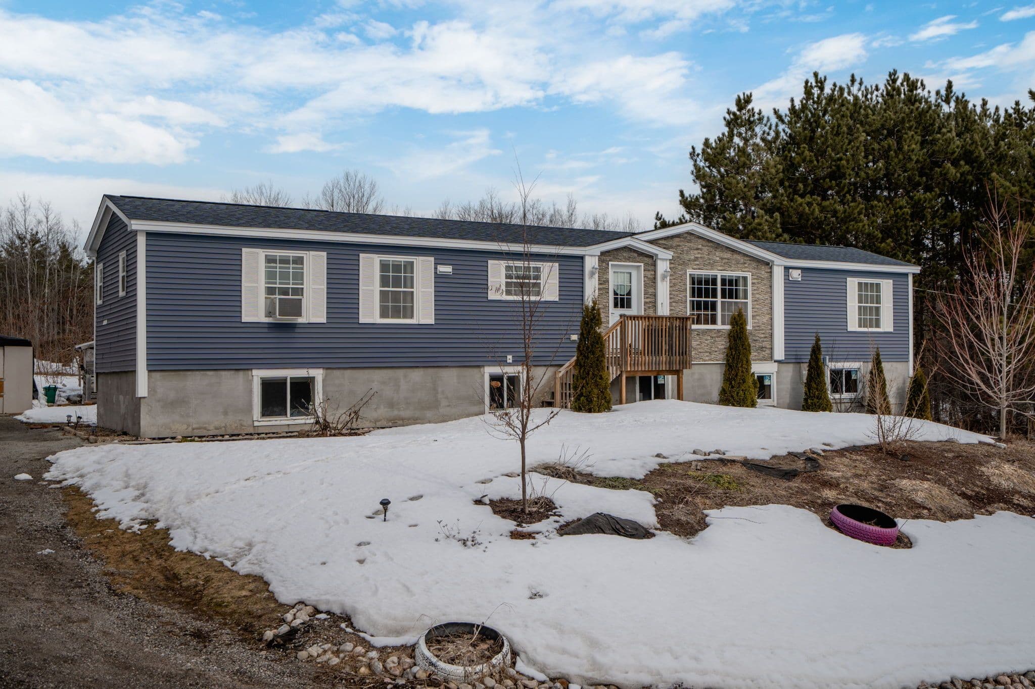 9732 93 Highway, Midland, ON L4R 4L9