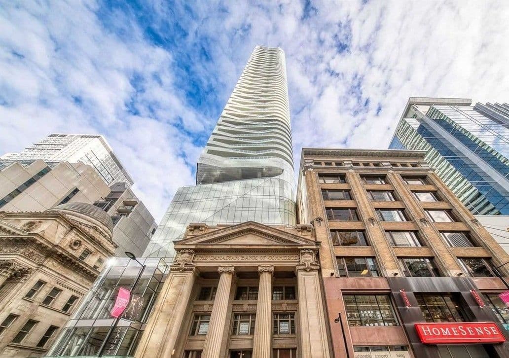 197 Yonge Street 1711, Toronto C08, ON M5B 1M4