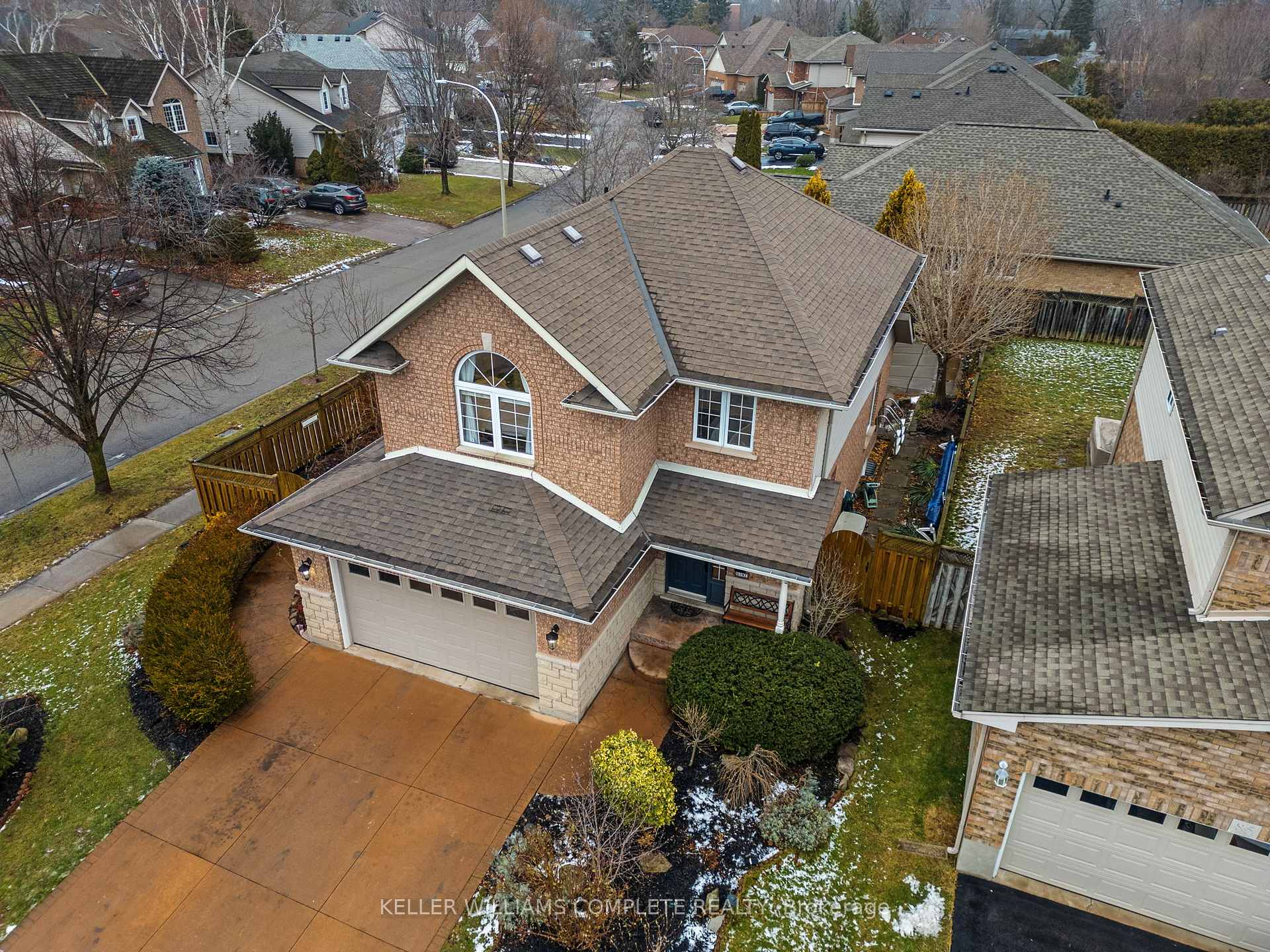 83 Udell Way, Grimsby, ON L3M 5K9