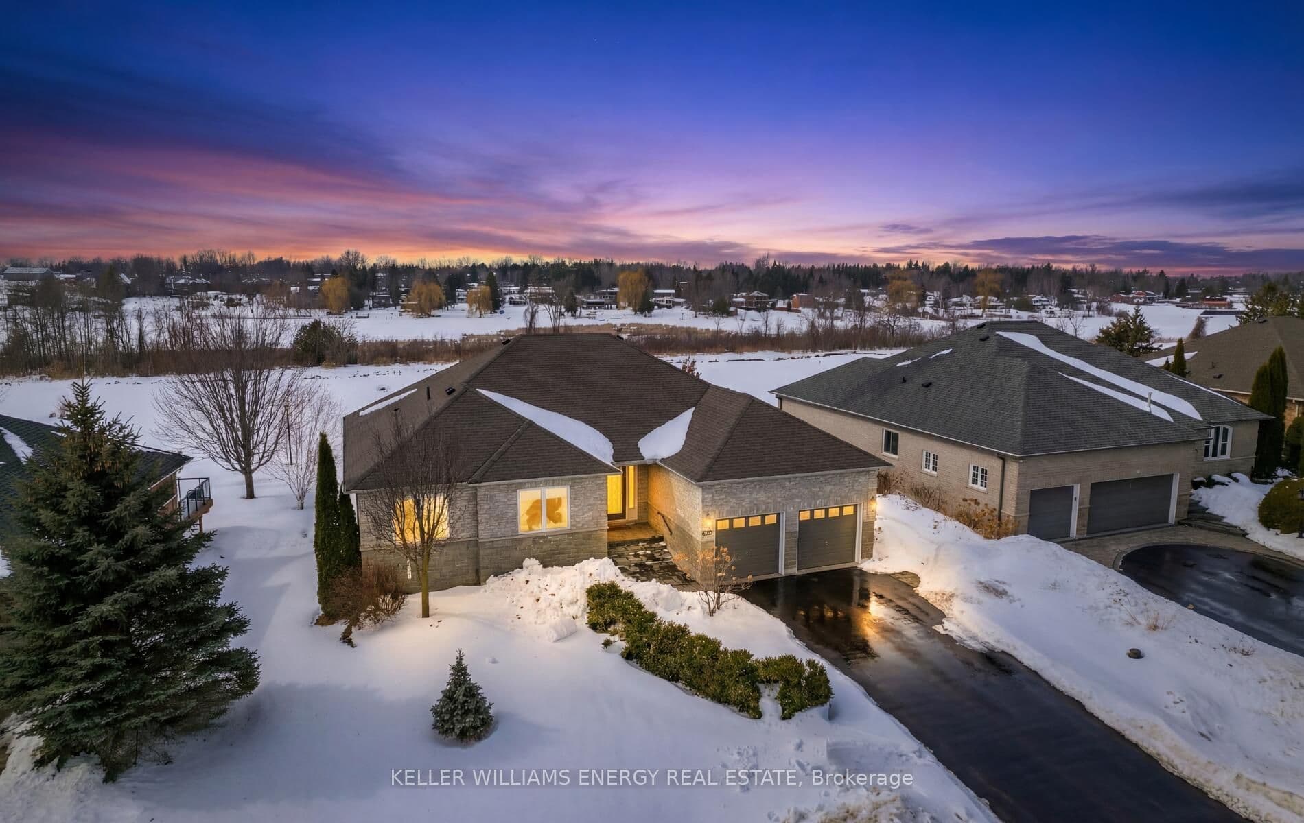 216 Southcrest Drive, Kawartha Lakes, ON L0C 1G0