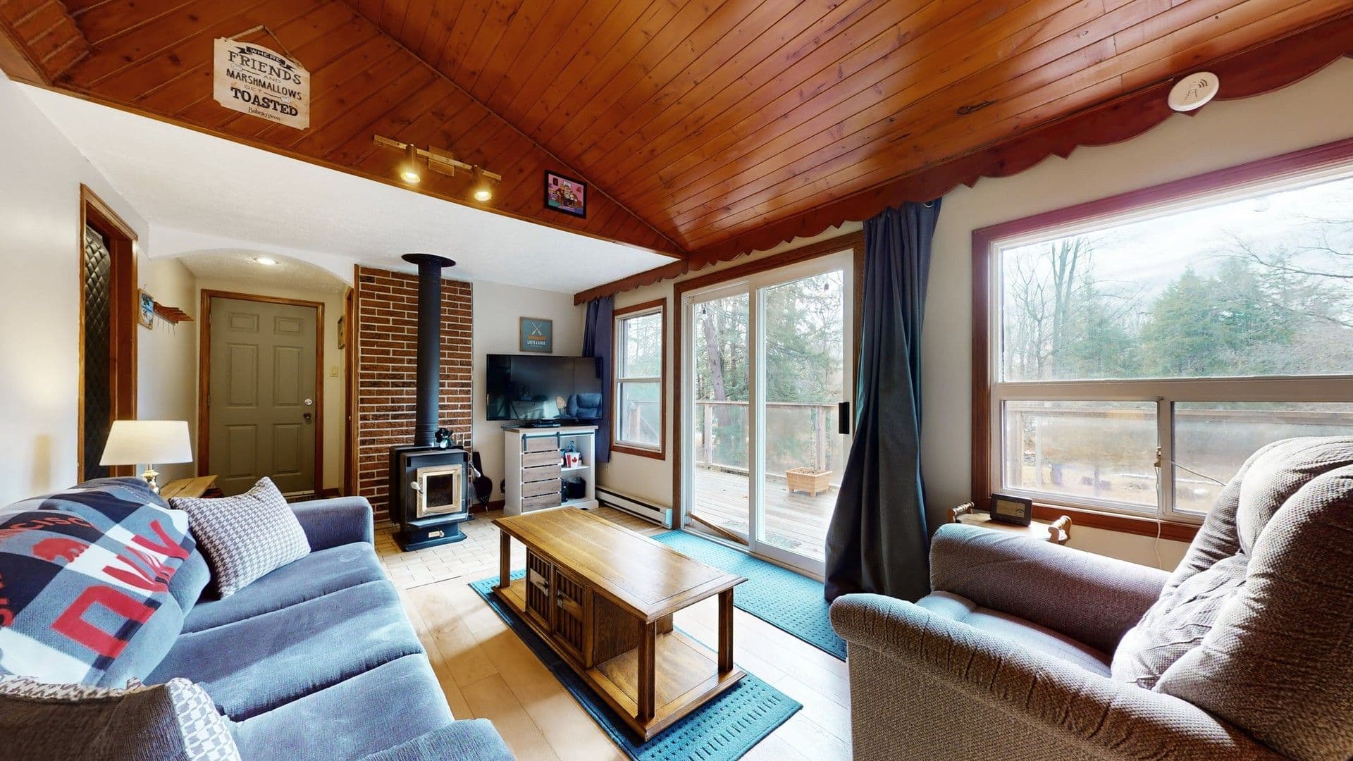 286 Edwina Drive, Trent Lakes, ON K0M 1A0