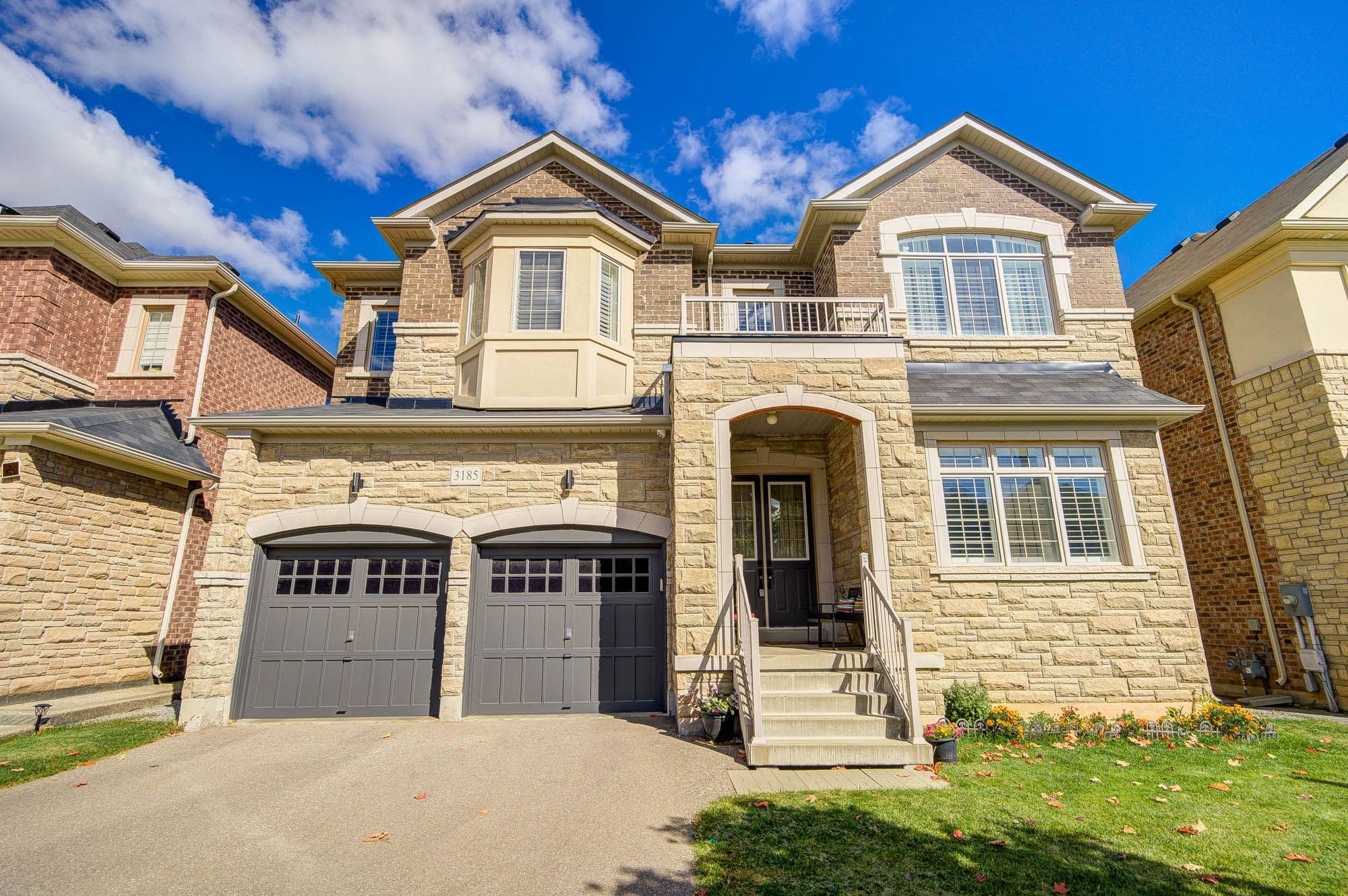 3185 Meadow Marsh Crescent, Oakville, ON L6H 0T6