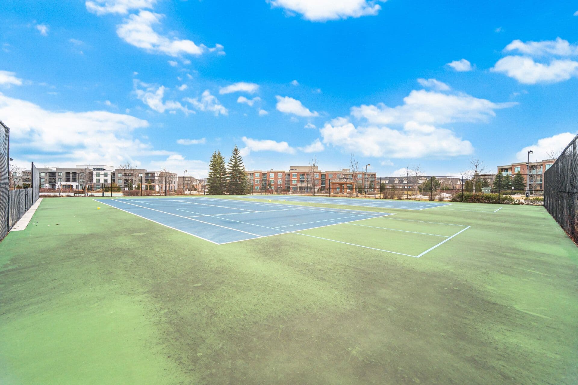 65 Via Rosedale Way 116, Brampton, ON L6R 3N8