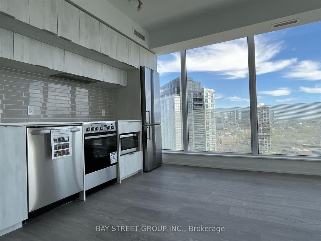 181 Dundas Street E 1705, Toronto C08, ON M5A 1Z4