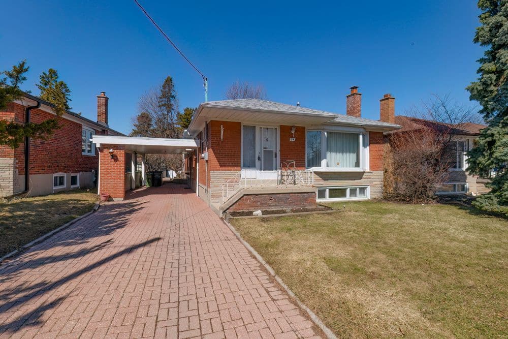 24 Densgrove Road, Toronto E09, ON M1G 2A1