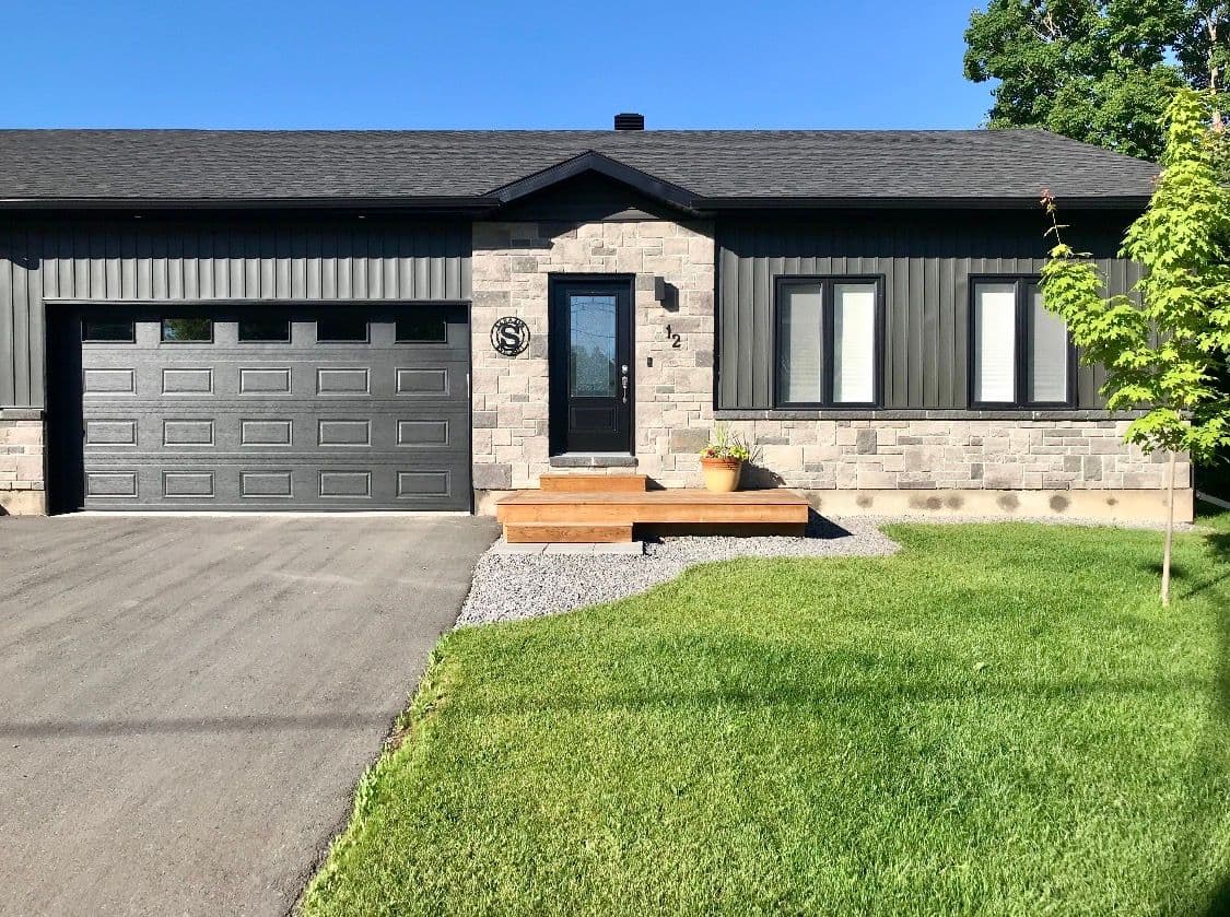 12 Simpson Street, Whitewater Region, ON K0J 1K0