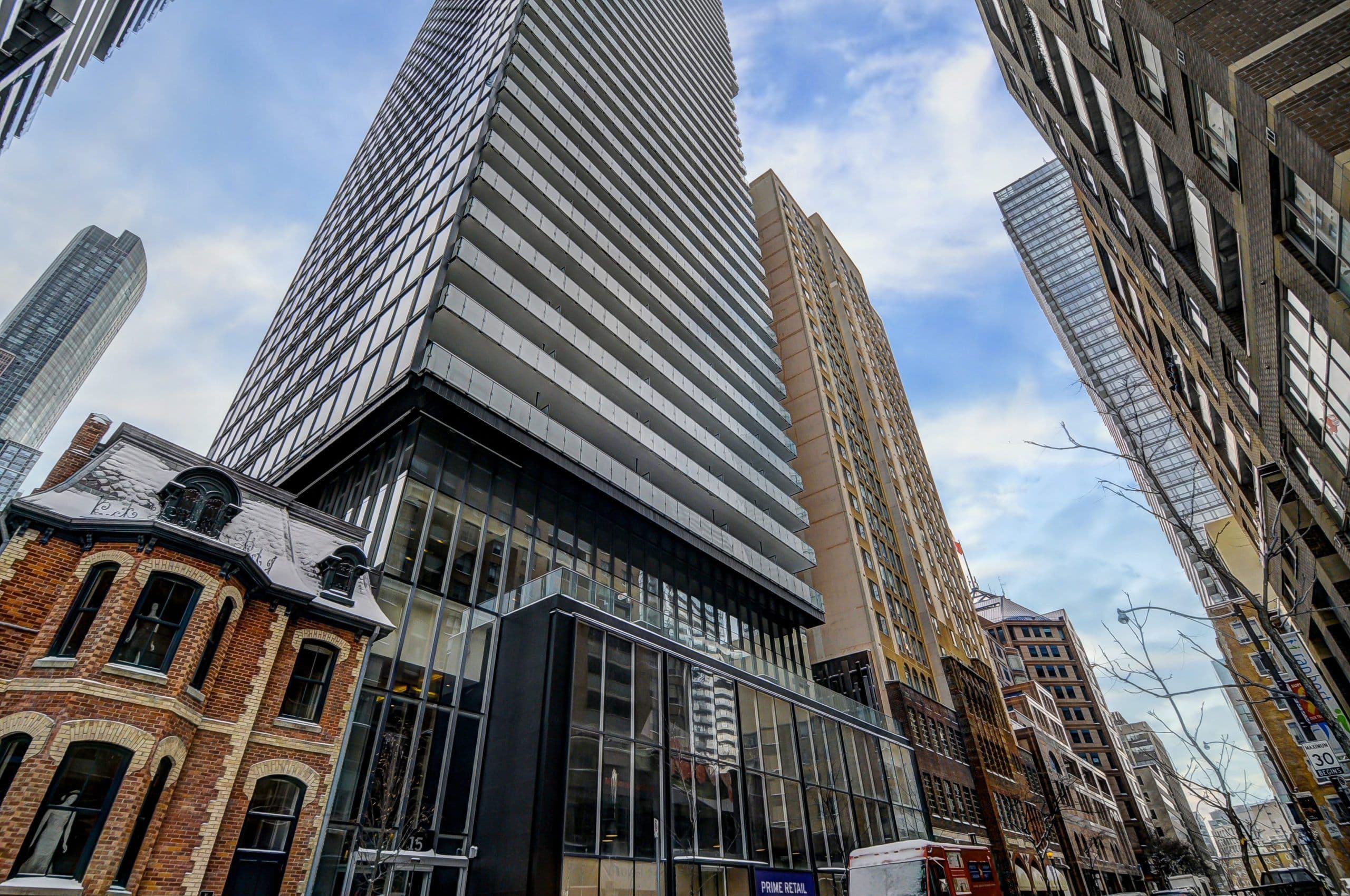 15 Grenville Street 401, Toronto C01, ON M4Y 0B9