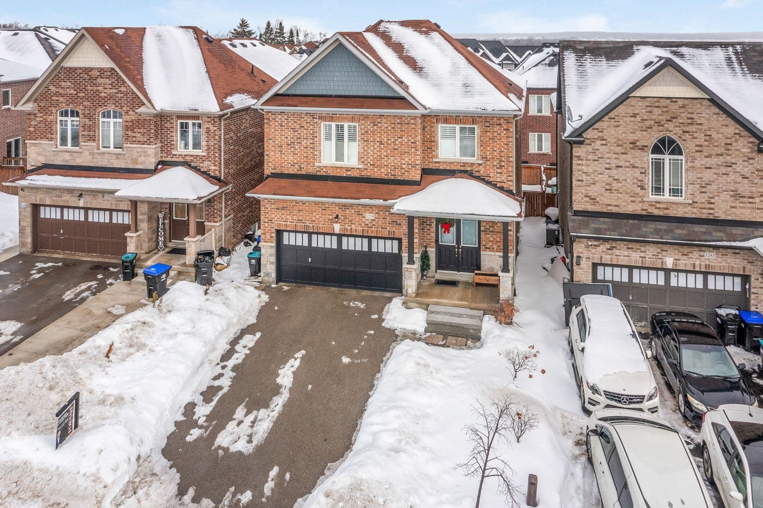 1239 Peelar Crescent, Innisfil, ON L0L 1W0