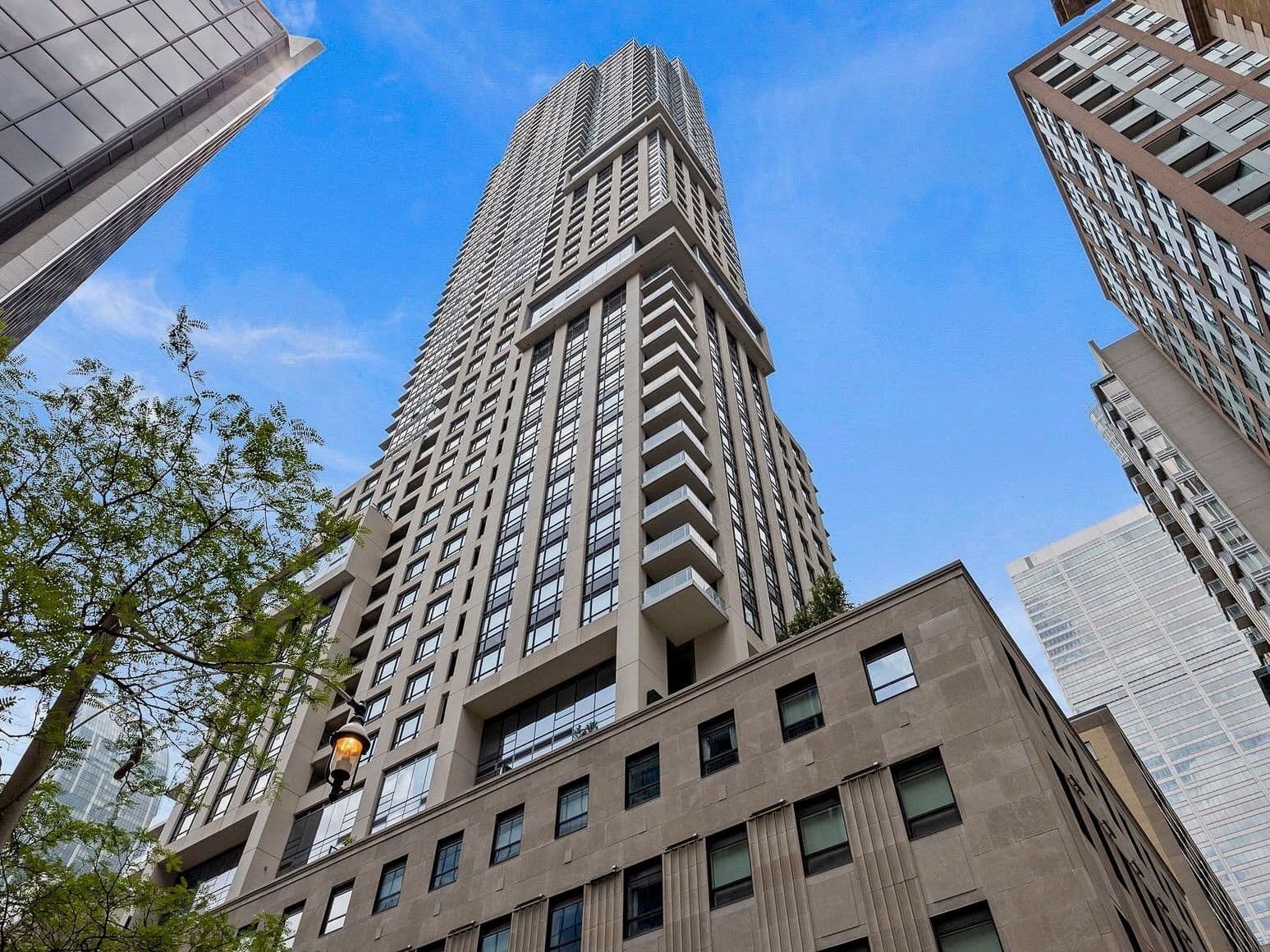 88 Scott Street 1904, Toronto C08, ON M5E 0A9