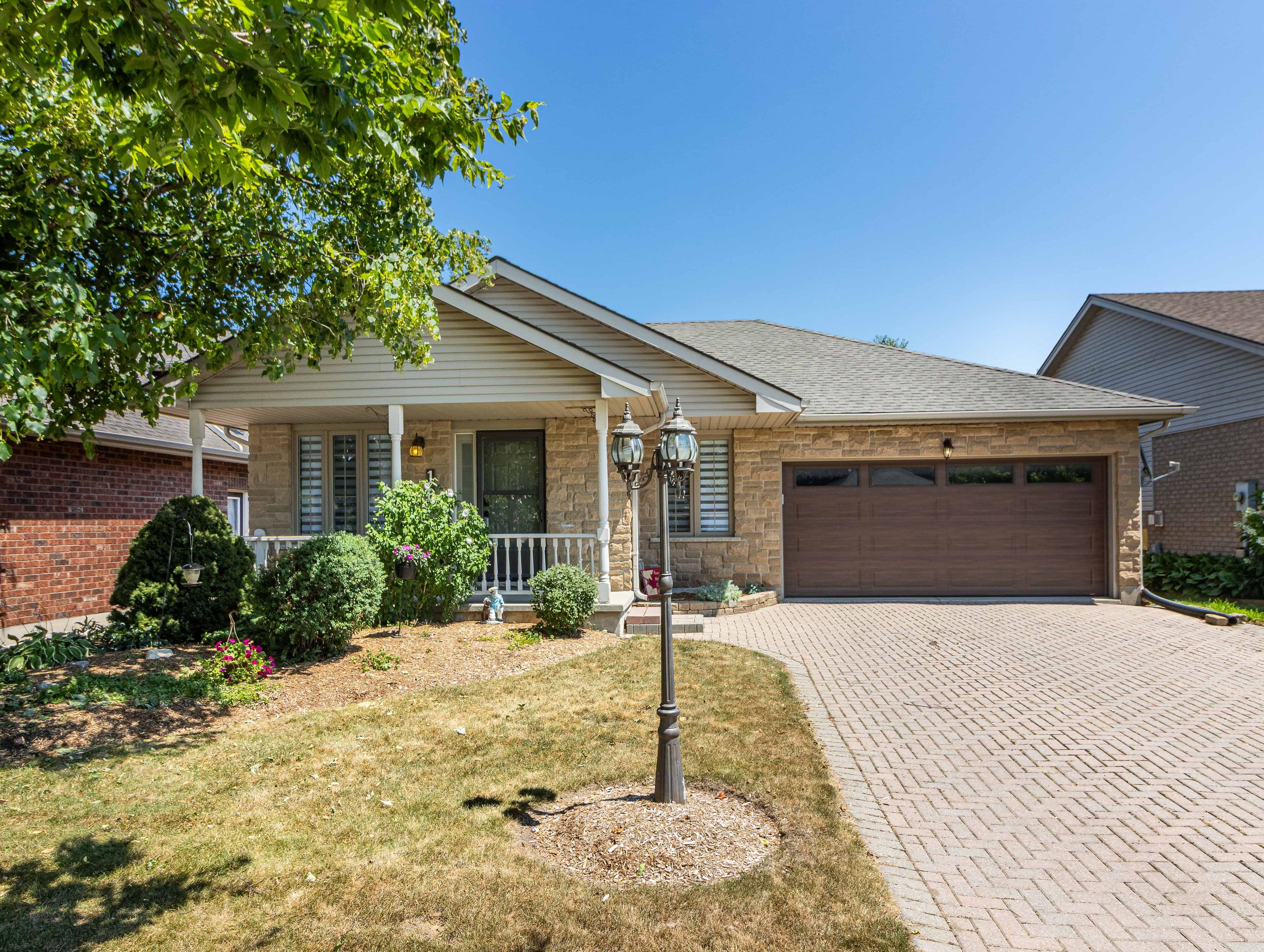 18 Oriole Crescent, Woodstock, ON N4T 1T1