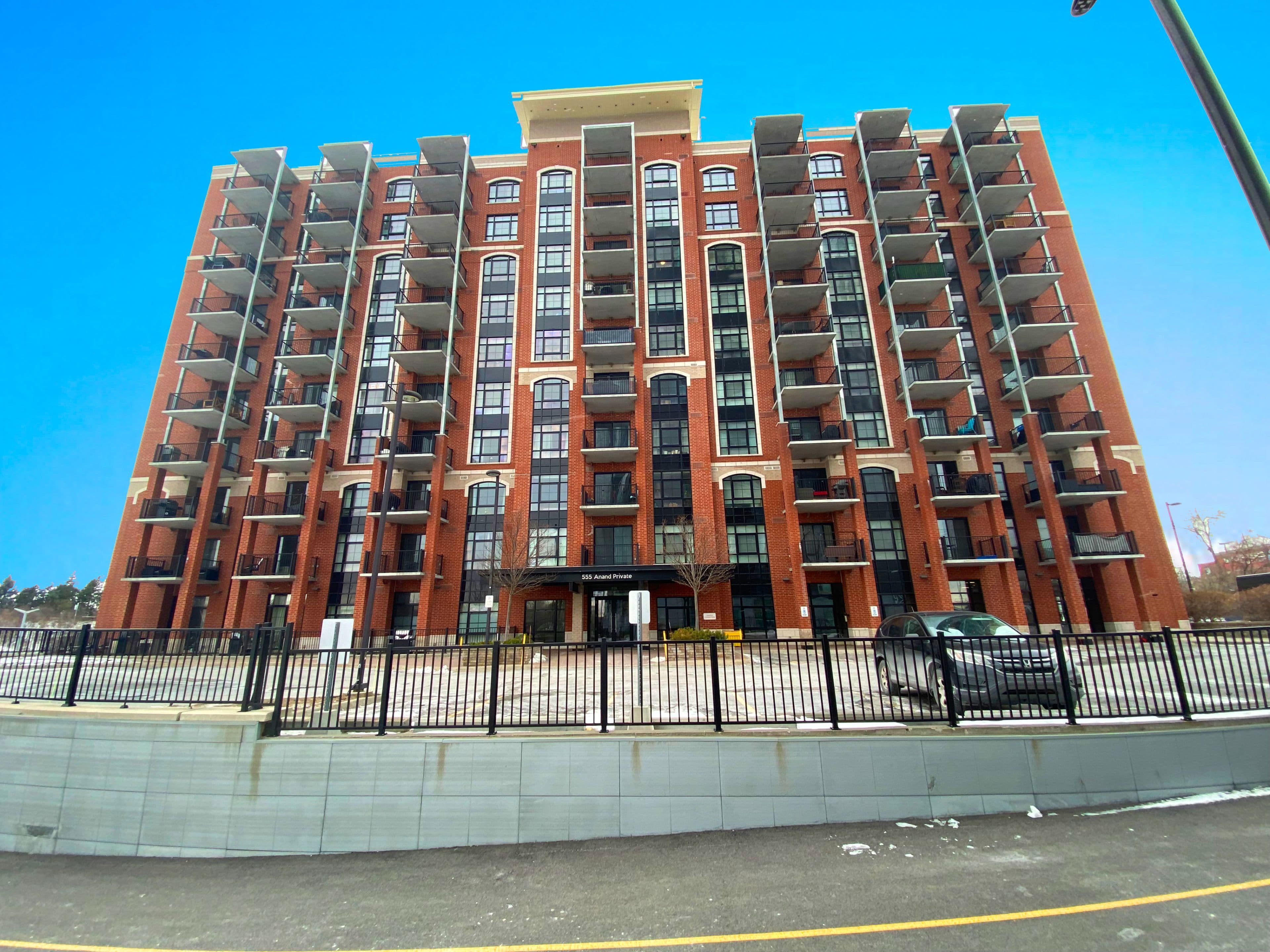 555 Anand Private 208, Billings Bridge - Riverside Park and Area, ON K1V 2R7