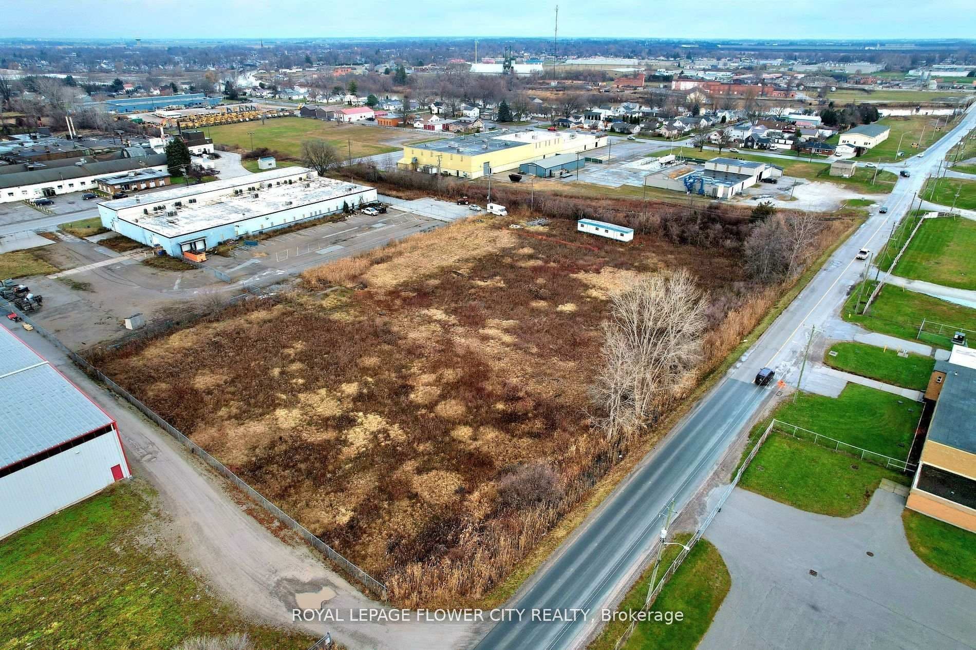 15 Mason Street, Chatham-Kent, ON N8A 2L1