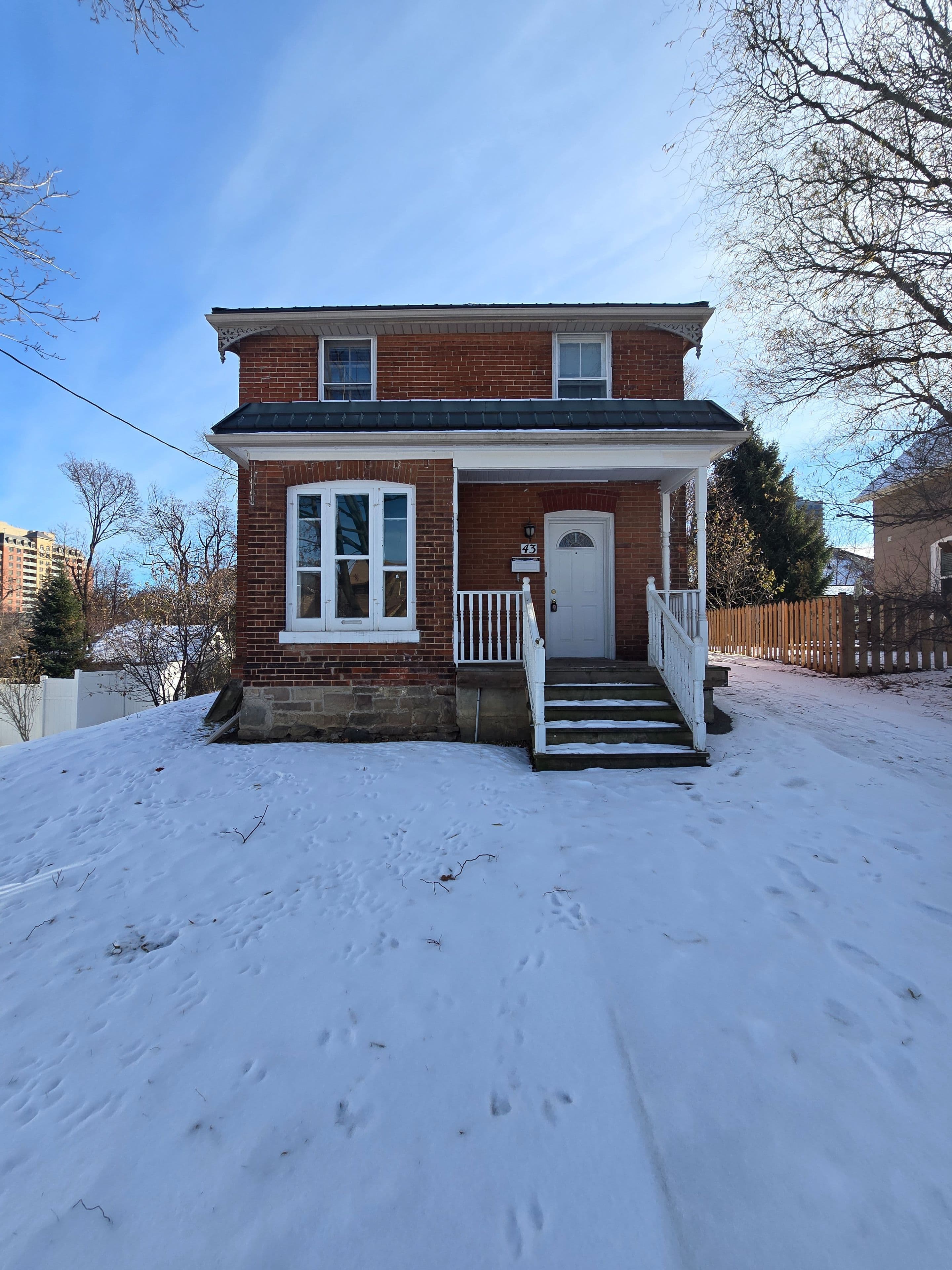 43 David Street, Brampton, ON L6X 1J3