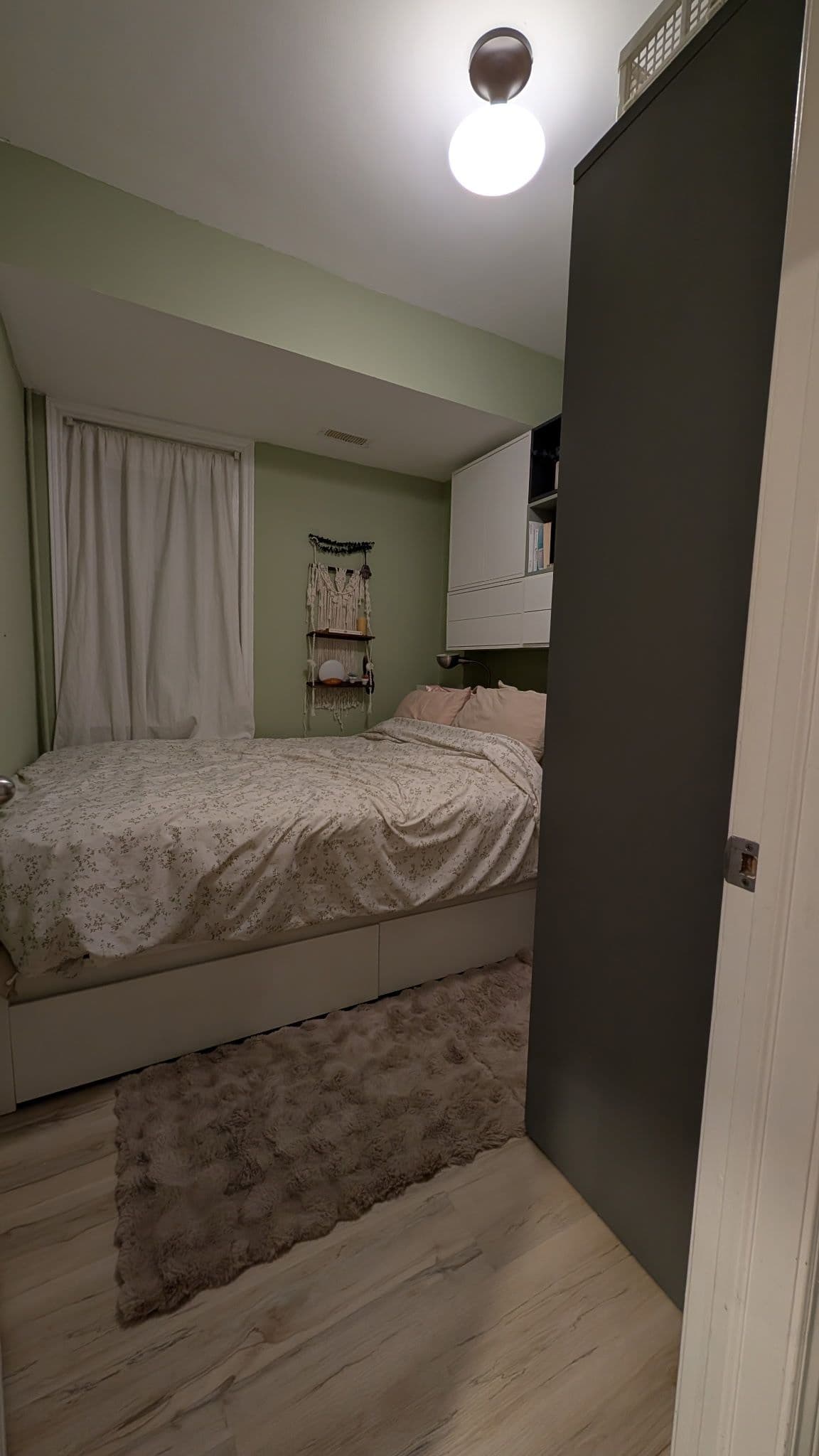 281 Osler Street Main Floor, Toronto W03, ON M6N 2Z3