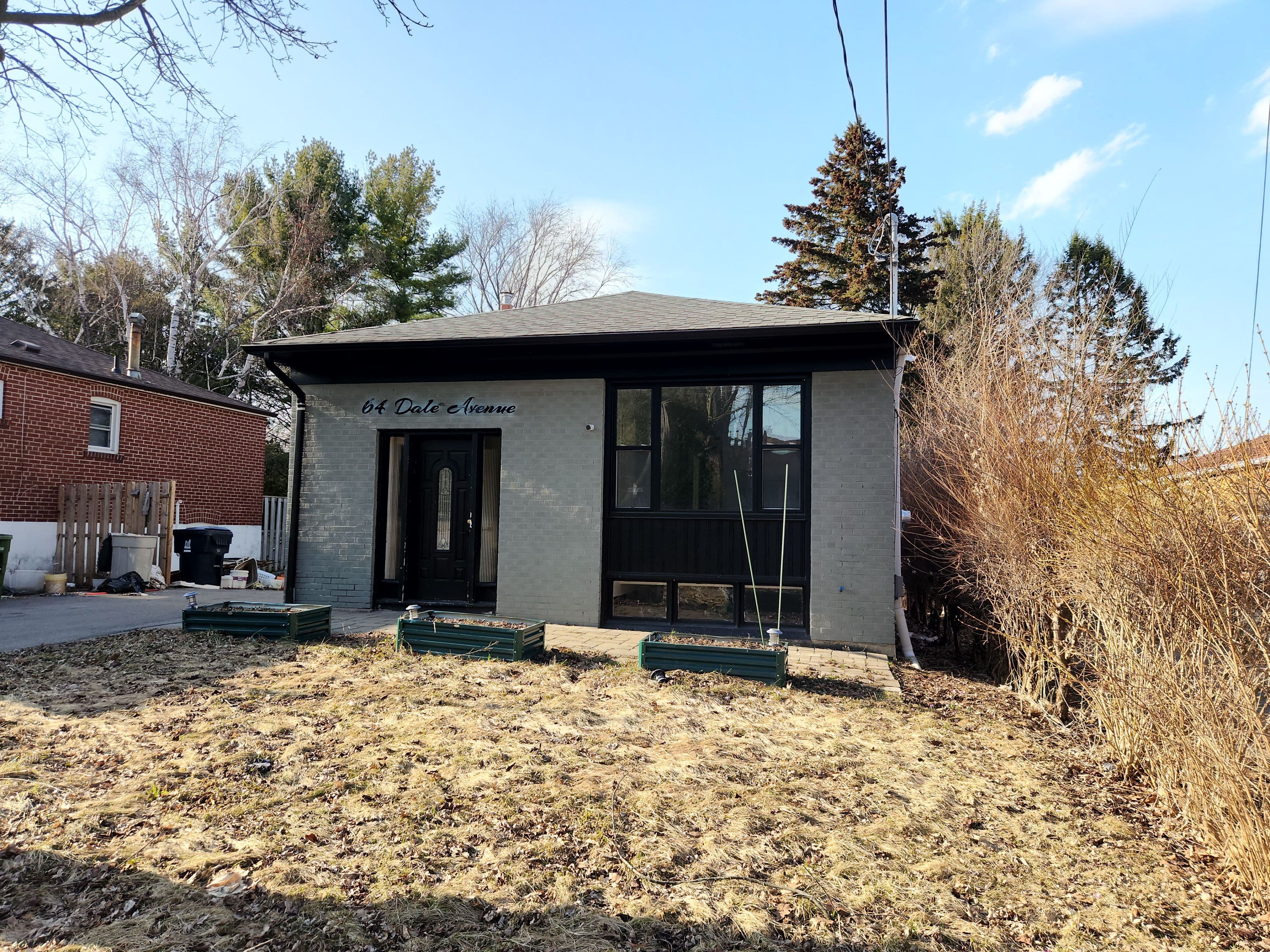 64 Dale Avenue, Toronto E08, ON M1J 3J5