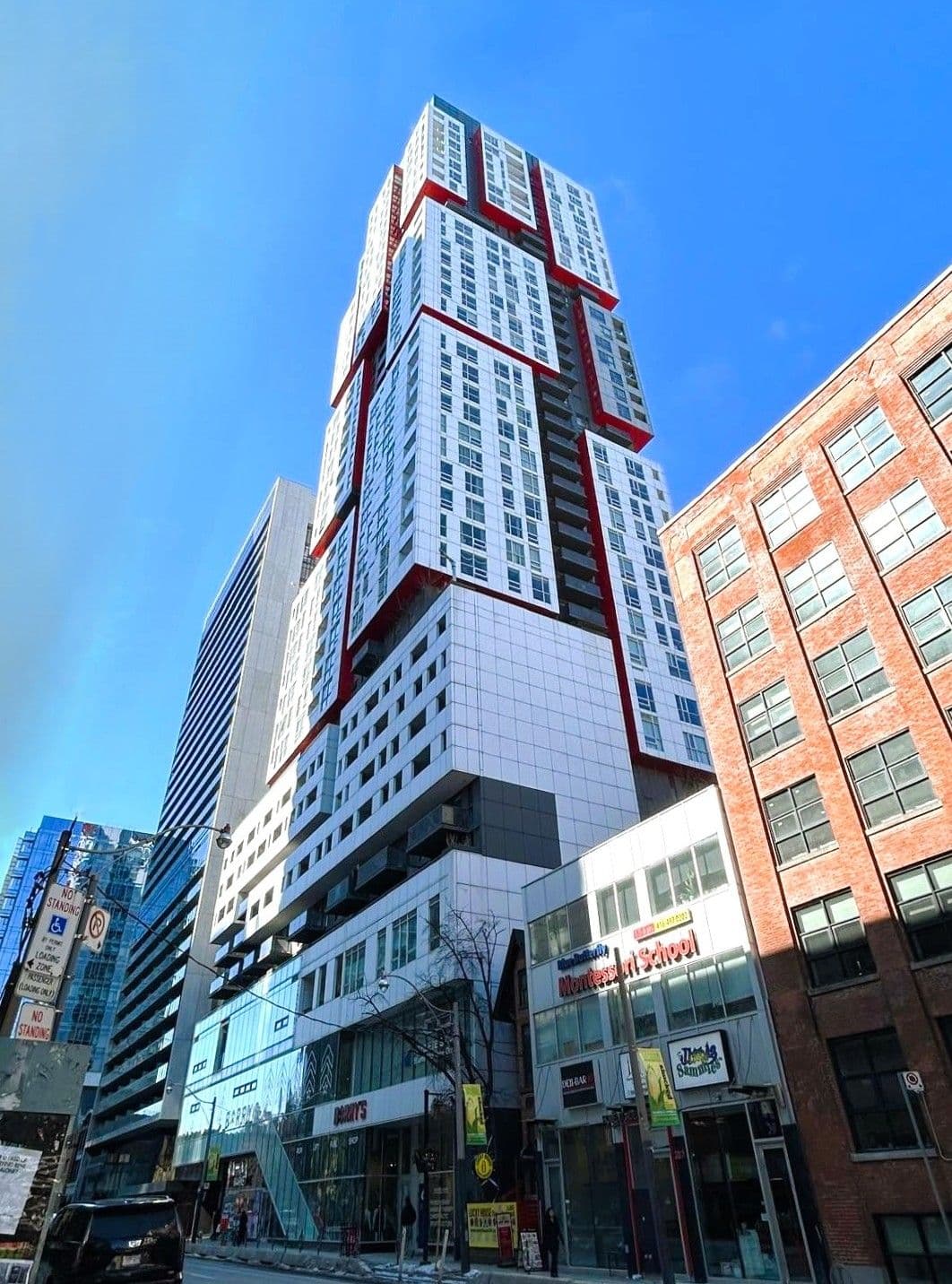 318 Richmond Street 2910, Toronto C01, ON M5V 1X2