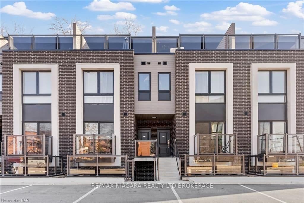 6065 Mcleod Road 115, Niagara Falls, ON L2G 0Z7