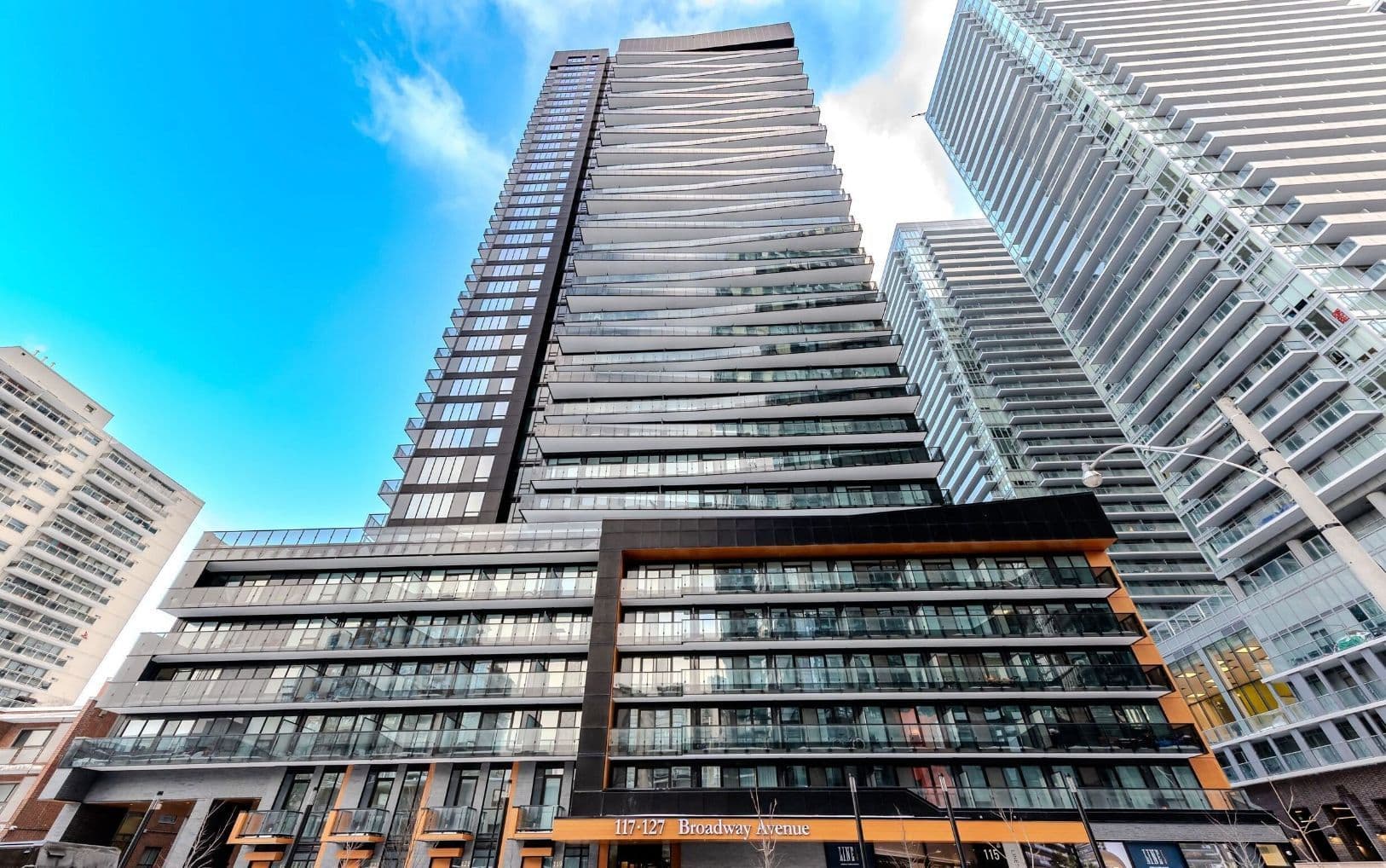 127 Broadway Avenue 2004S, Toronto C10, ON M4P 1V4