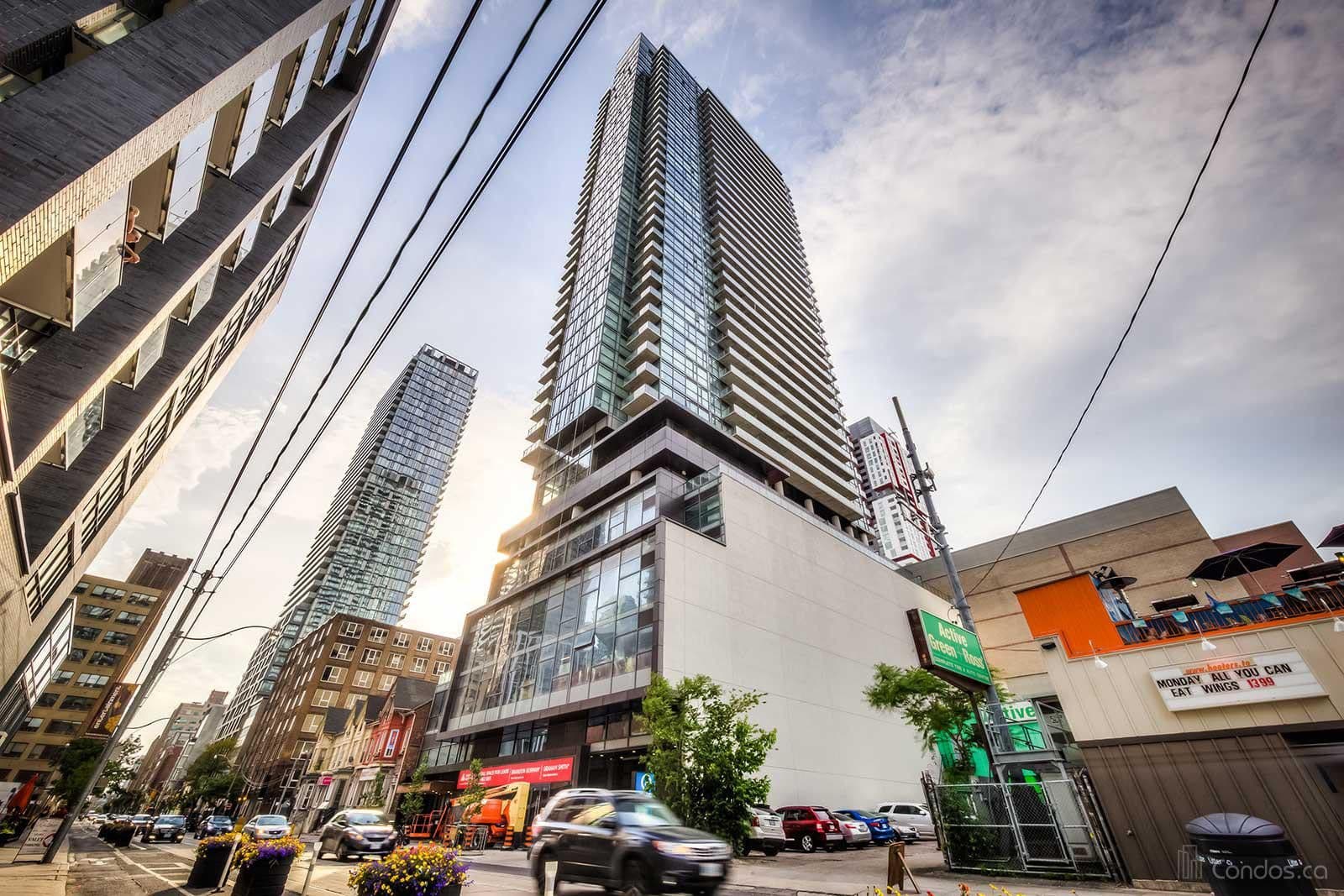 290 Adelaide Street W 1003, Toronto C01, ON M5V 1P6