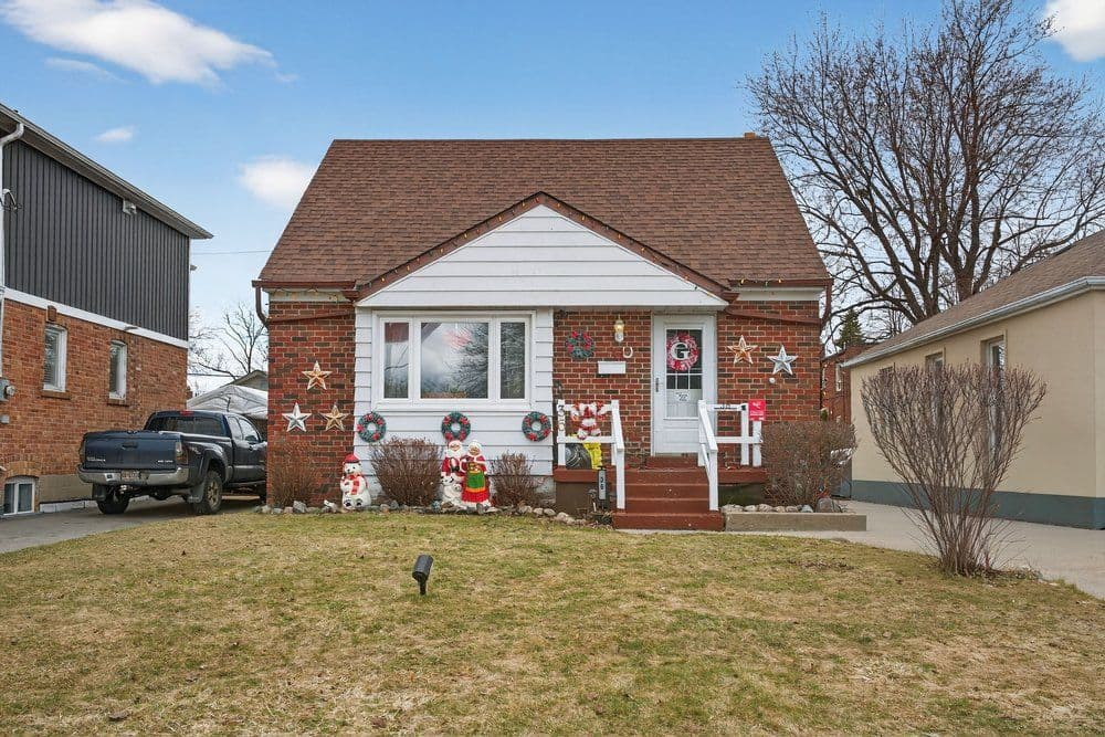 36 Ainsdale Road, Toronto E04, ON M1R 3Y8