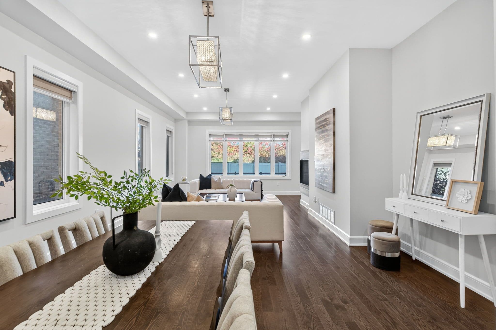 392 Farrell Road, Vaughan, ON L6A 4W8