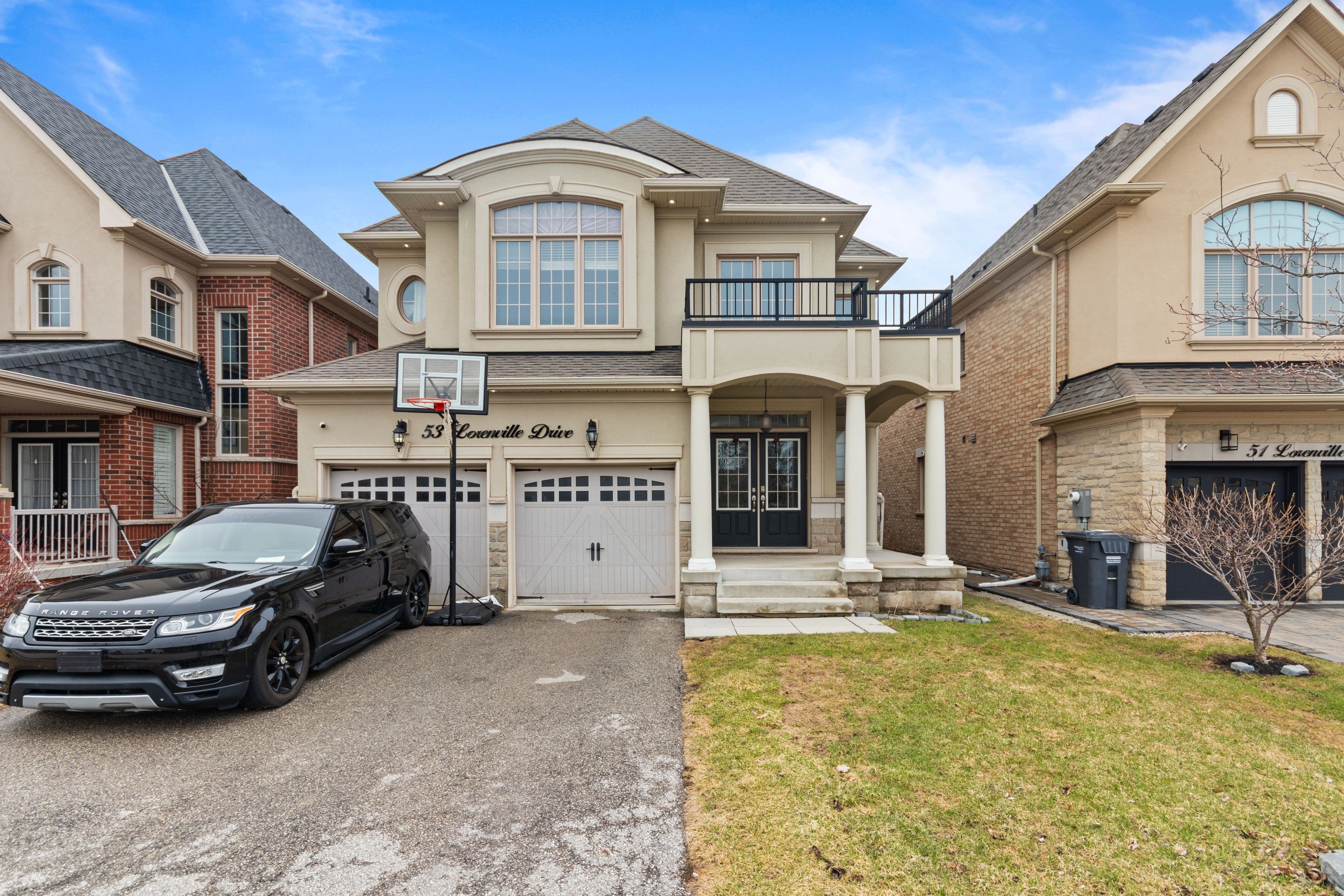 53 Lorenville Drive, Brampton, ON L6X 3A5