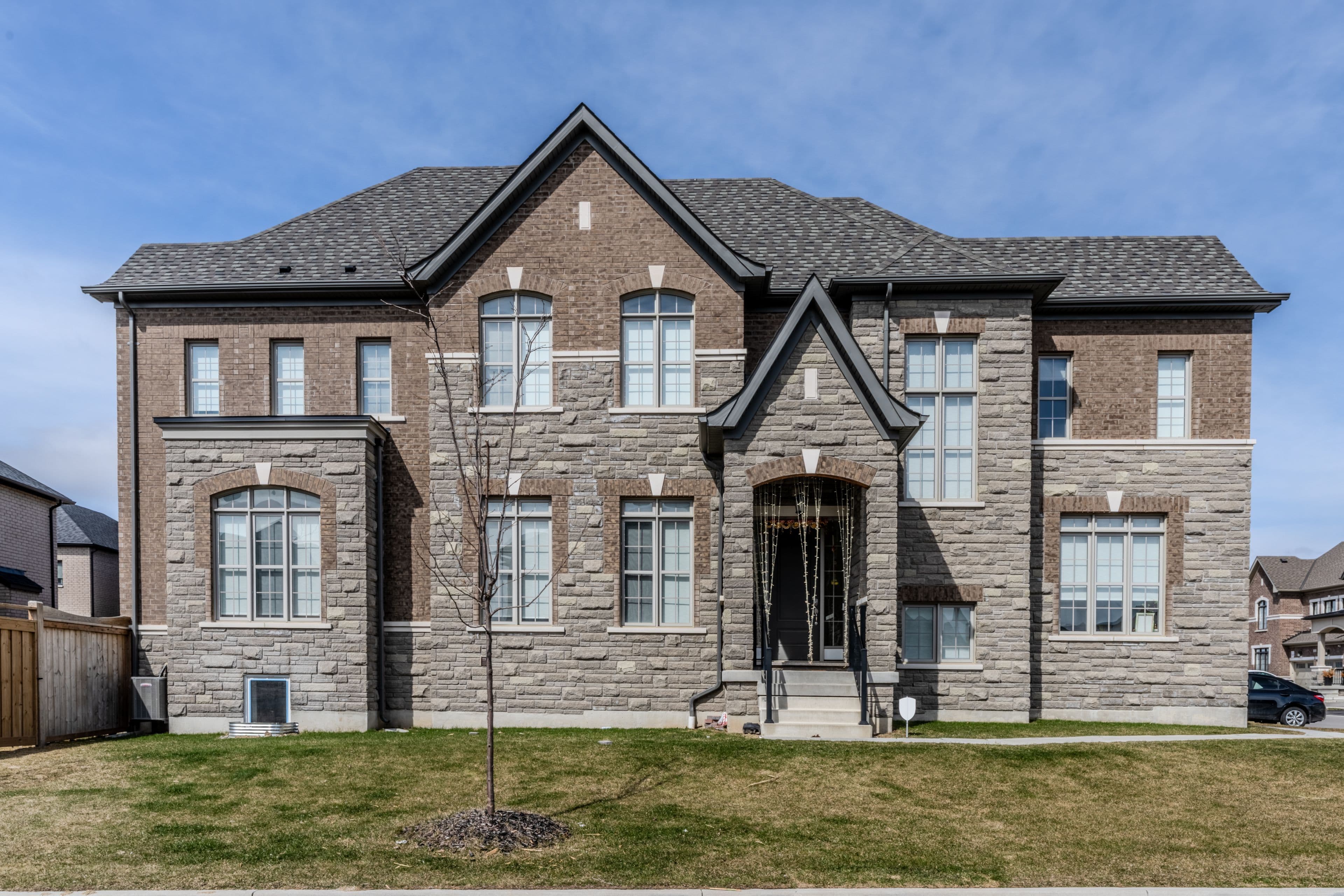 9 Walter Clifford Nesb Drive Bsmt, Whitby, ON L1P 0G5