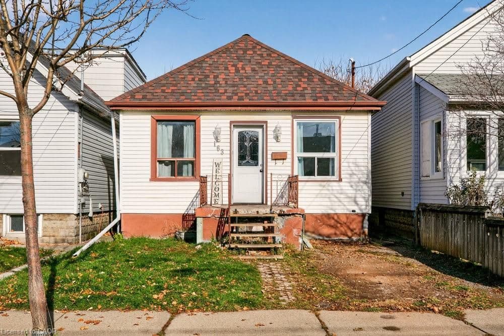 163 Hope Avenue, Hamilton, ON L8H 2E7