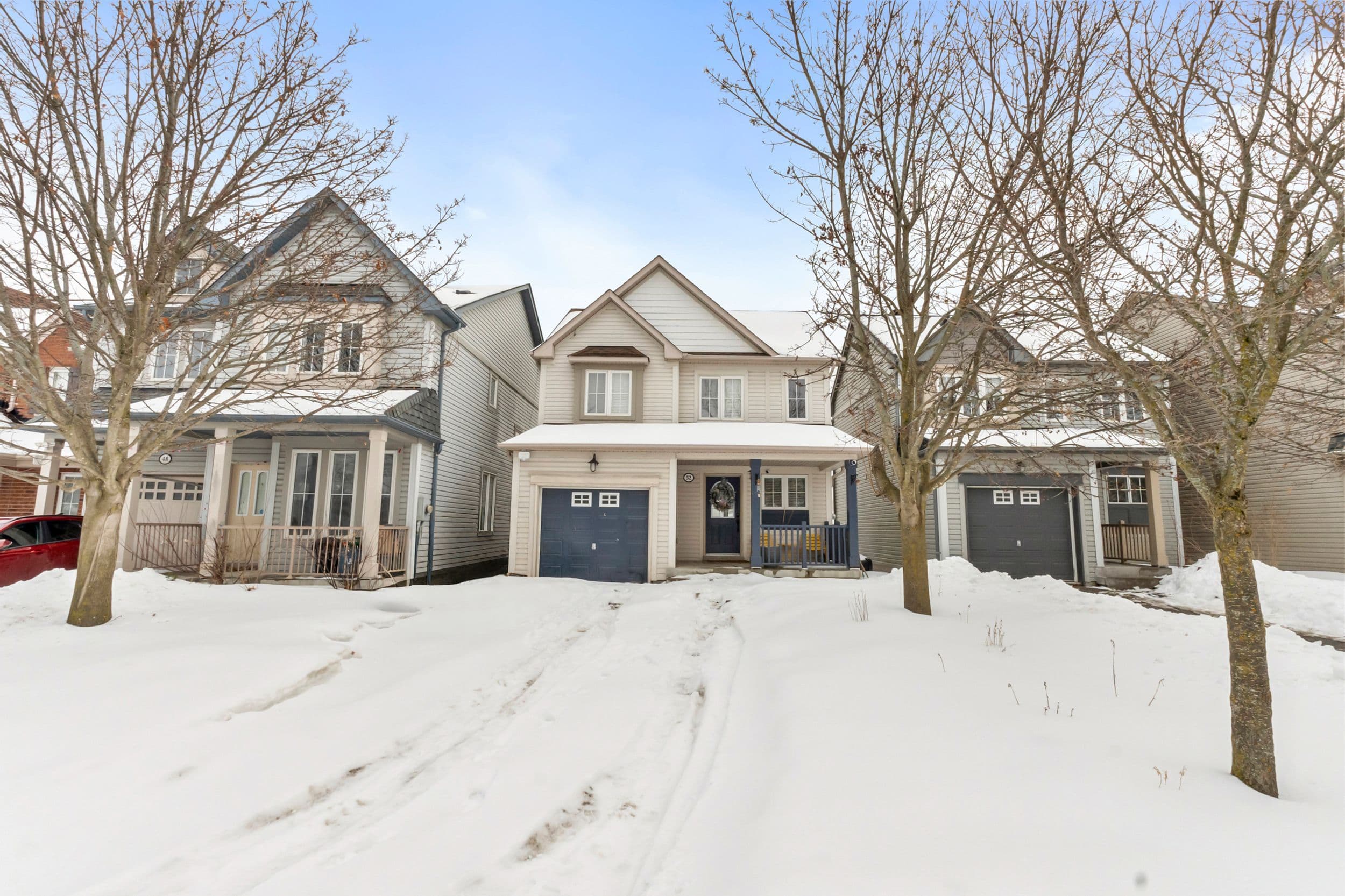 52 Norland Circle, Oshawa, ON L1L 0A6