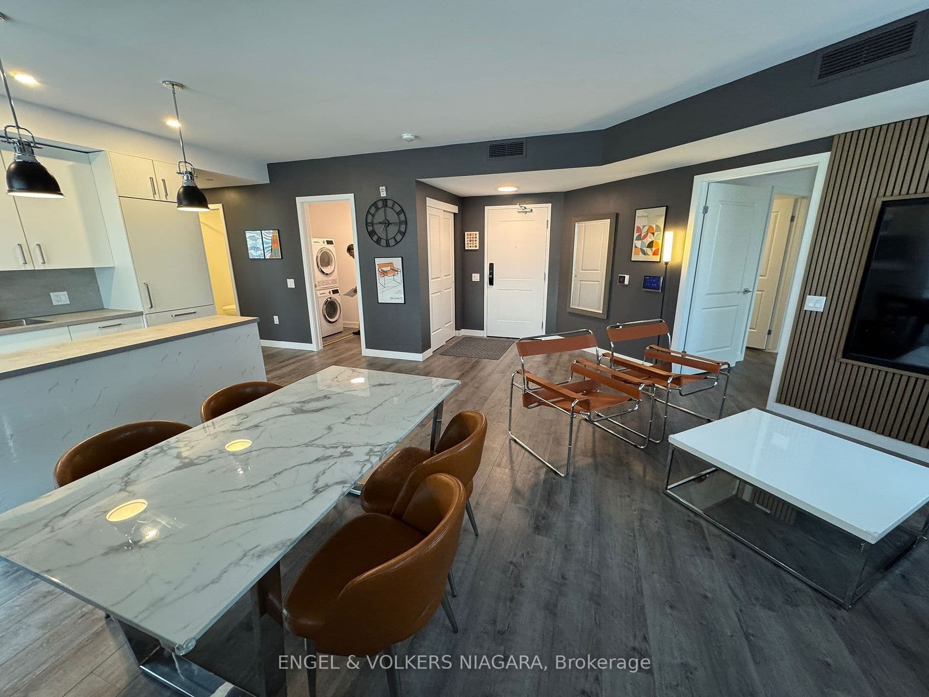 7549 A Kalar Road 205, Niagara Falls, ON L2H 3W6