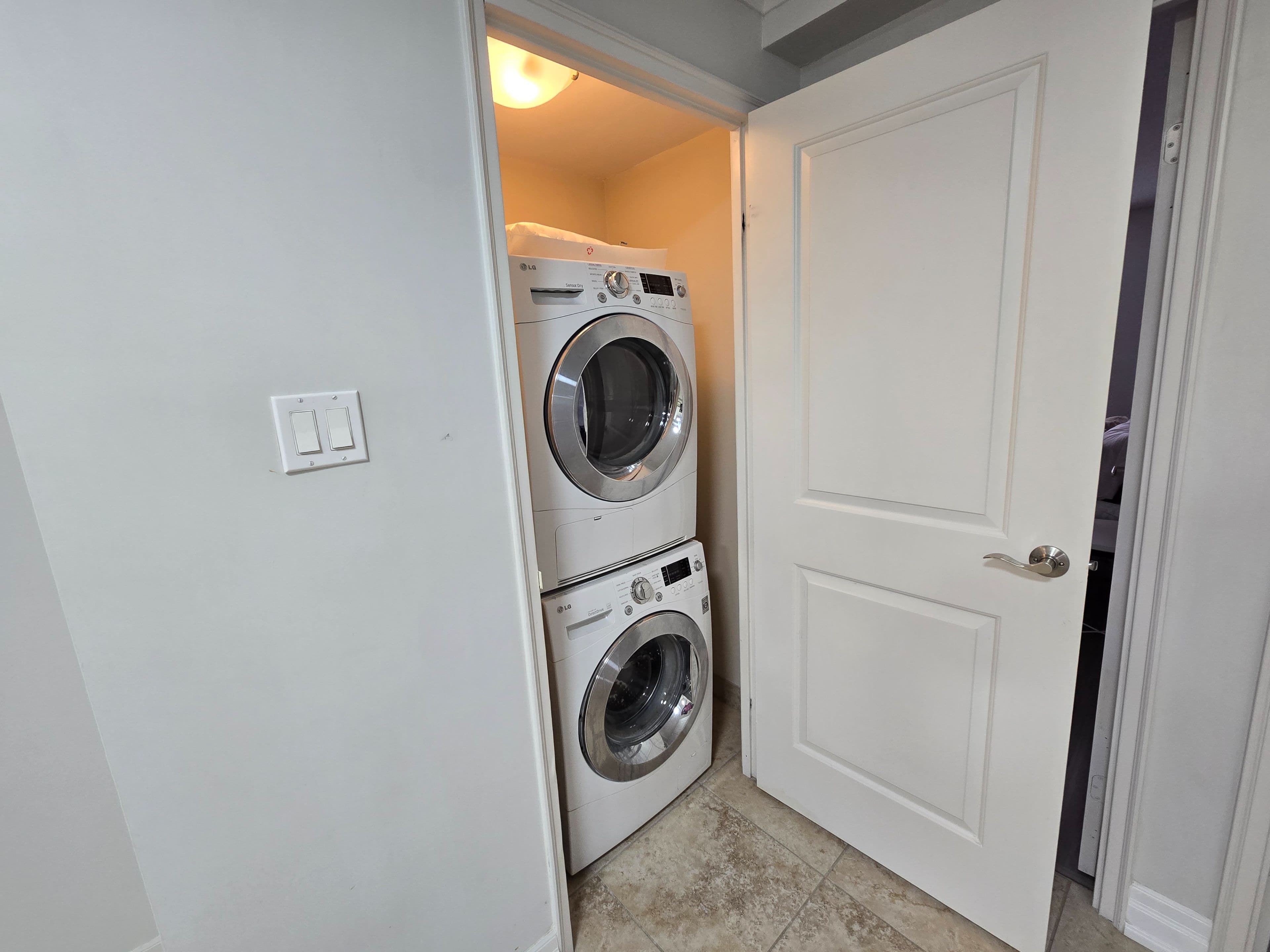 55 Yarmouth Street 302, Guelph, ON N1H 7R4